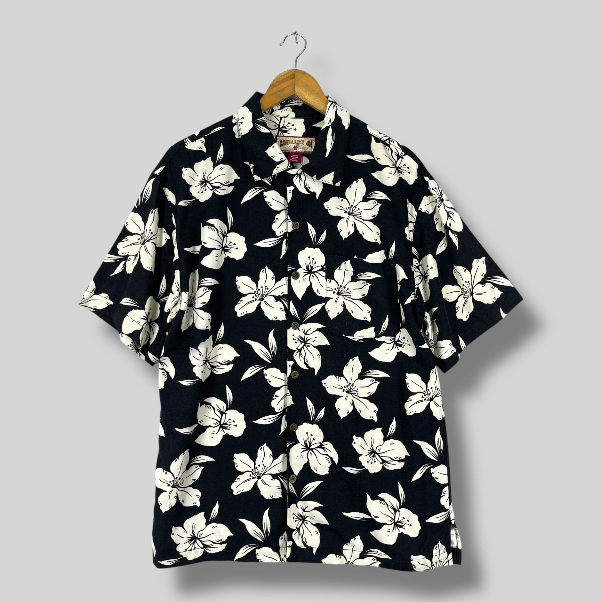 Vintage Vintage CARRIBEAN JOE Hibiscus Floral Motive Shirt Size US M / EU 48-50 / 2 - 1 Thumbnail