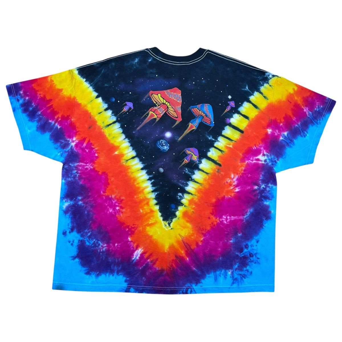 Liquid Blue Vintage 2000s Space Mushroom Psychedelic Liquid Blue T-Shirt Size US XXL / EU 58 / 5 - 2 Thumbnail