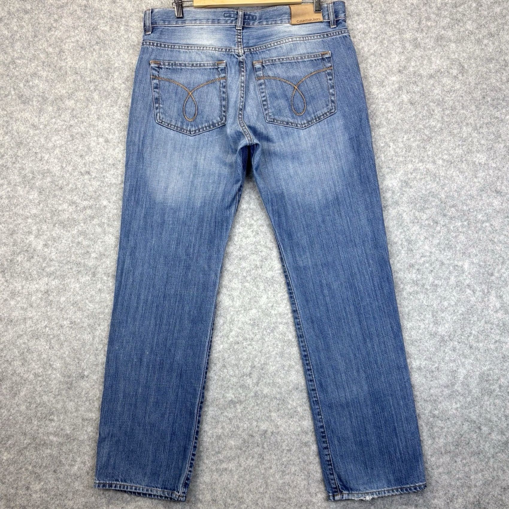Calvin Klein Calvin Klein Jeans W34” L32” Blue Mens Button Fly Used Worn Denim Size US 34 / EU 50 - 2 Thumbnail