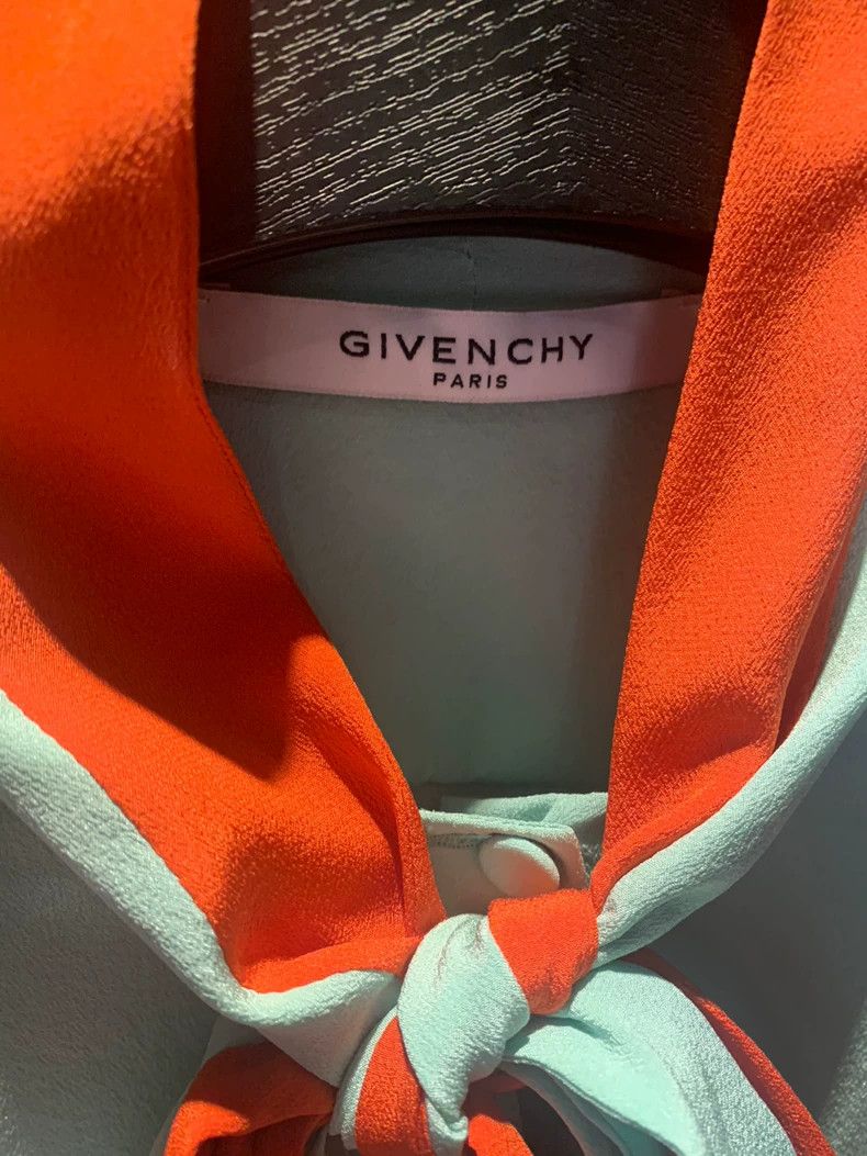 Givenchy Givenchy Polka-dot Bow Tie Ruffle Shirt Size US M / EU 48-50 / 2 - 5 Thumbnail