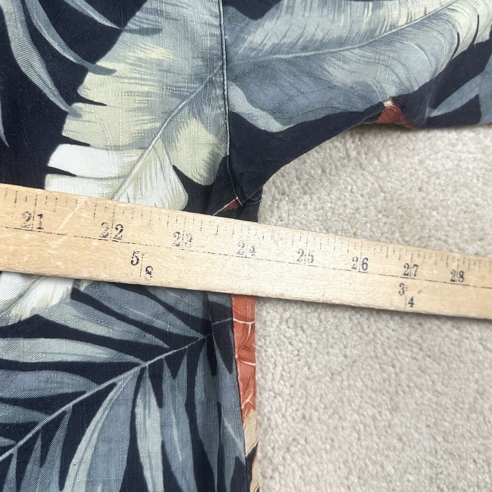 Tommy Bahama Tommy Bahama Button-Up Silk Blend Shirt Mens XL Black Floral Shirt Size US XL / EU 56 / 4 - 5 Thumbnail