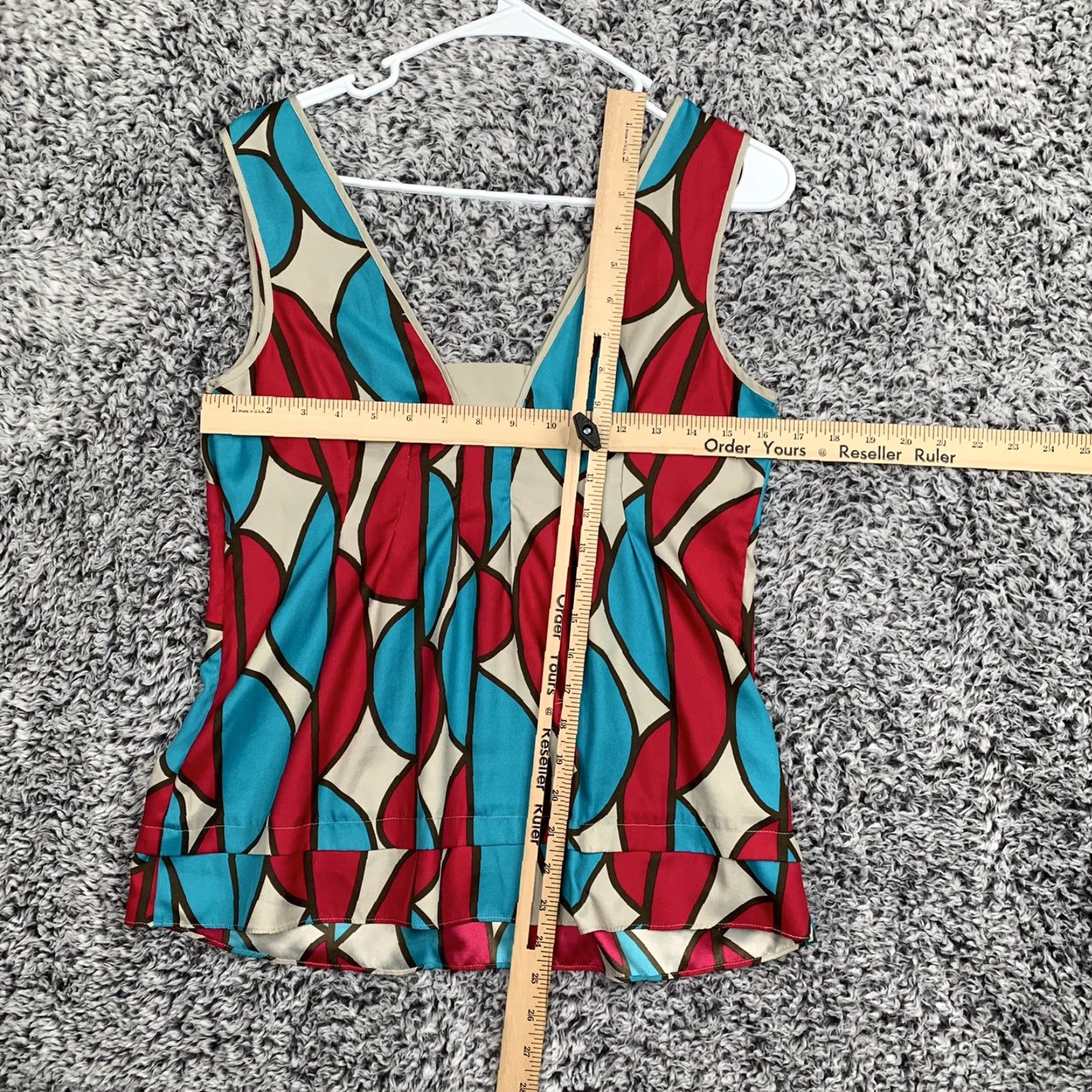Banana Republic Banana Republic Tank Top Womens 6 Multicolor Geometric V-Neck Sleeveless Jersey 100% Polyester Slim Casual, Party/Cocktail Bohemian Style Shirt Girls? Size M / US 6-8 / IT 42-44 - 4 Thumbnail