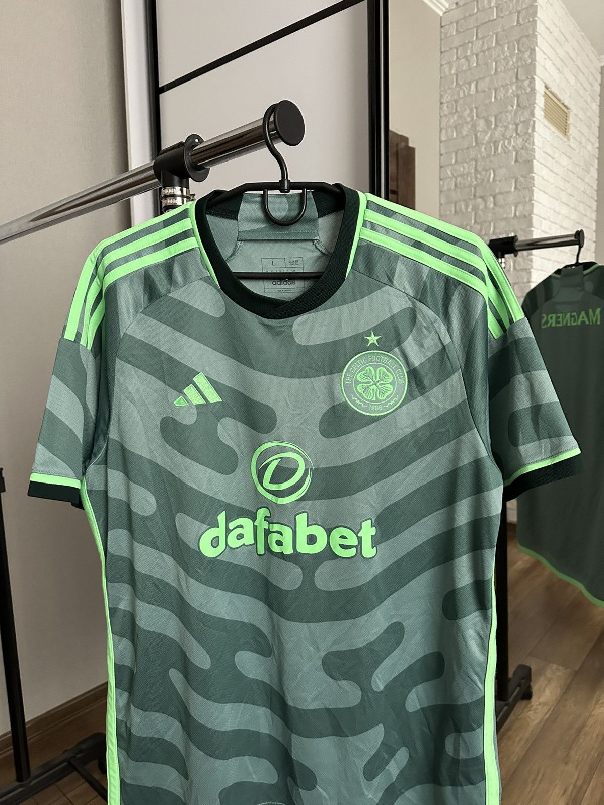 Adidas 2023/2024 Adidas Celtic FC Soccer Jersey T-Shirt Size US L / EU 52-54 / 3 - 5 Thumbnail
