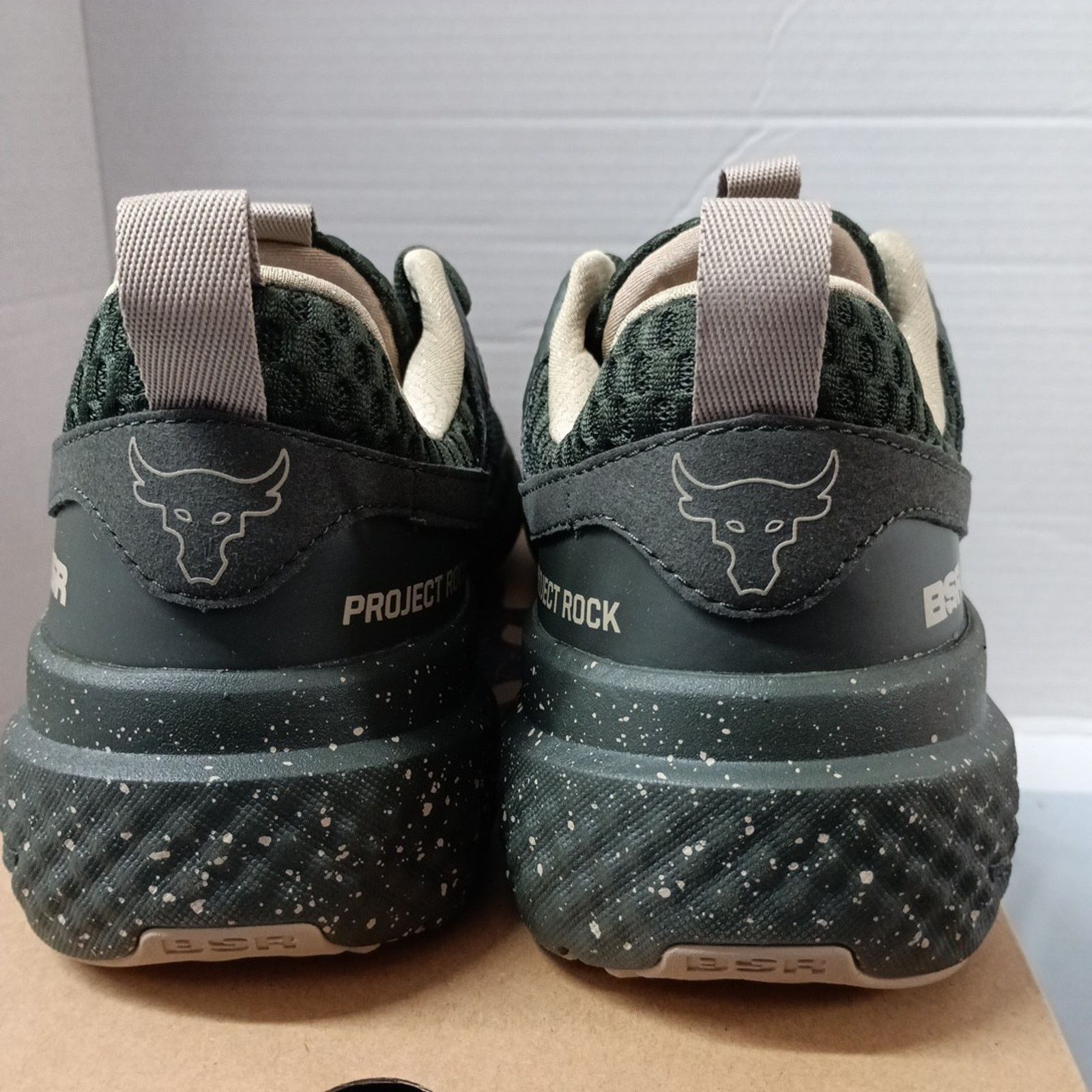 Under Armour Under Armour Project Rock BSR 5 Shoes Mens 10 Green Sneakers Size US 10 / EU 43 - 5 Thumbnail