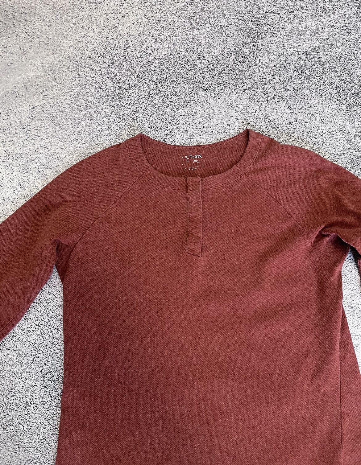 Arc'teryx Arcteryx Women Long Sleeve Sirrus Ls Henley Size S / US 4 / IT 40 - 21 Thumbnail