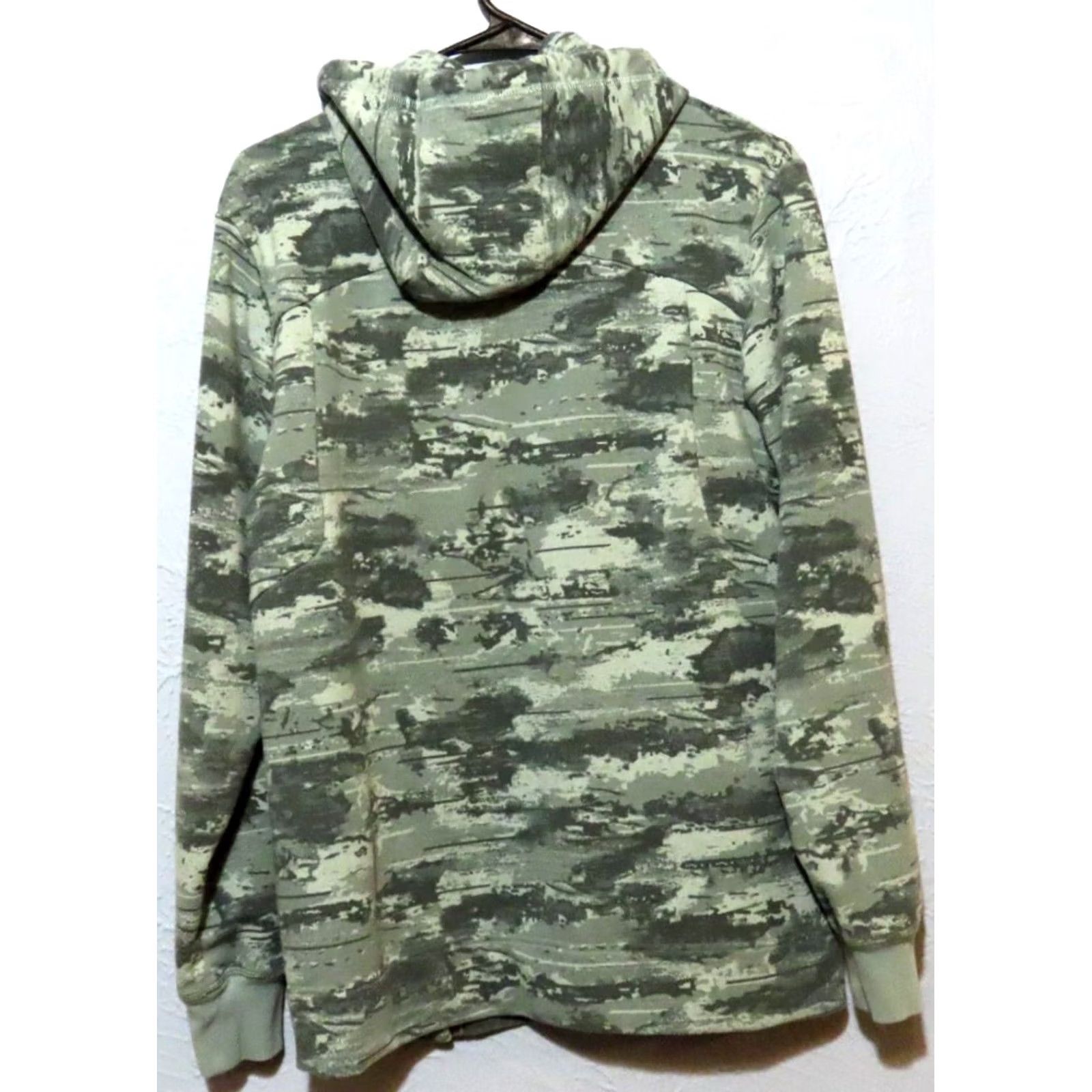 Gymshark Gymshark Hoodie Men Small Green Camo Pullover Multicolor Logo Hooded Pullover Sweatshirt Short Sleeve Not Applicable Size US S / EU 44-46 / 1 - 6 Thumbnail