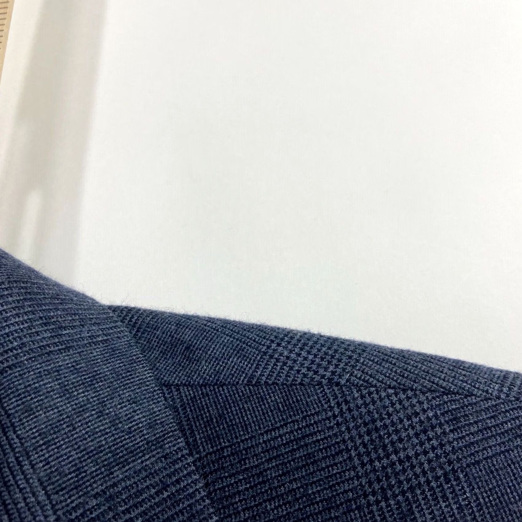 Tommy Hilfiger Tommy Hilfiger XL Men's 100% Wool Two Button Blazer Sport Coat Blue Size 46R - 6 Thumbnail