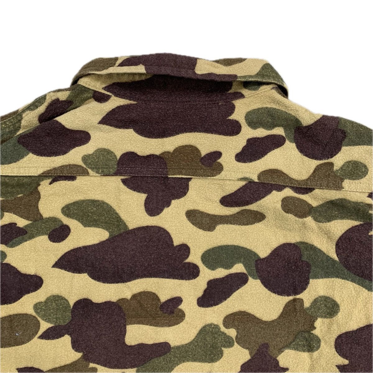 Bape × Vintage Vintage A Bathing Ape Iconic Camouflage Flanel Shirt Size US M / EU 48-50 / 2 - 12 Thumbnail