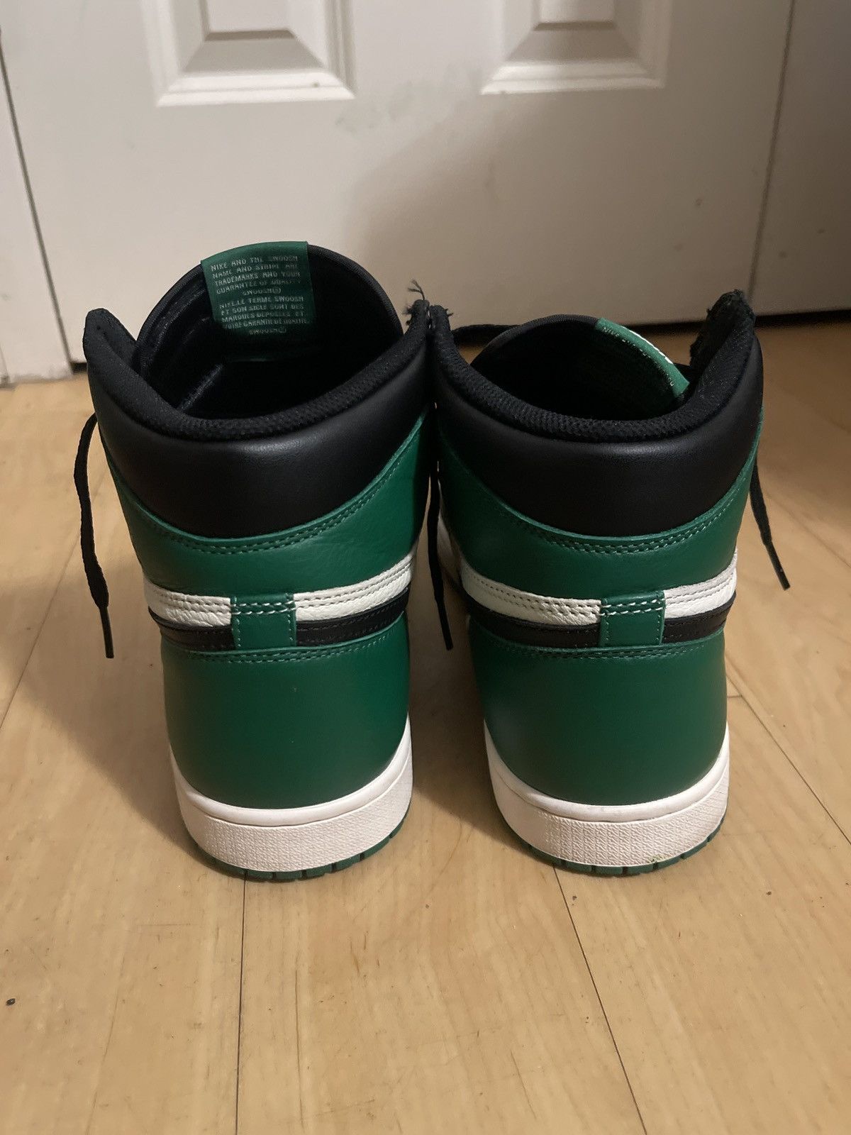 Jordan Brand Air Jordan 1 ‘Pine Green’ Size US 11.5 / EU 44-45 - 4 Thumbnail