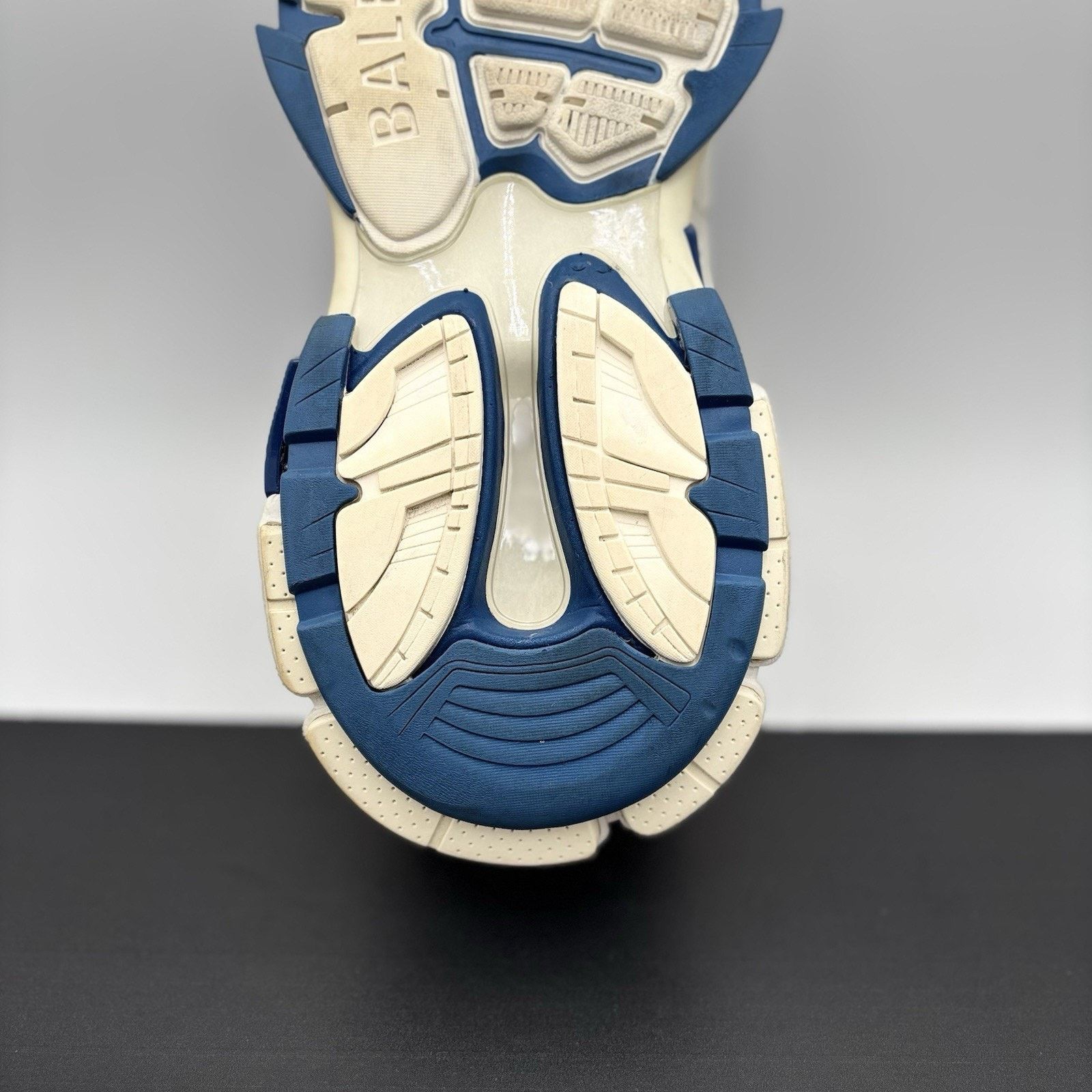 Balenciaga Balenciaga Track ' White, Navy ' | GOOD CONDITION! Size US 11 / EU 44 - 9 Thumbnail