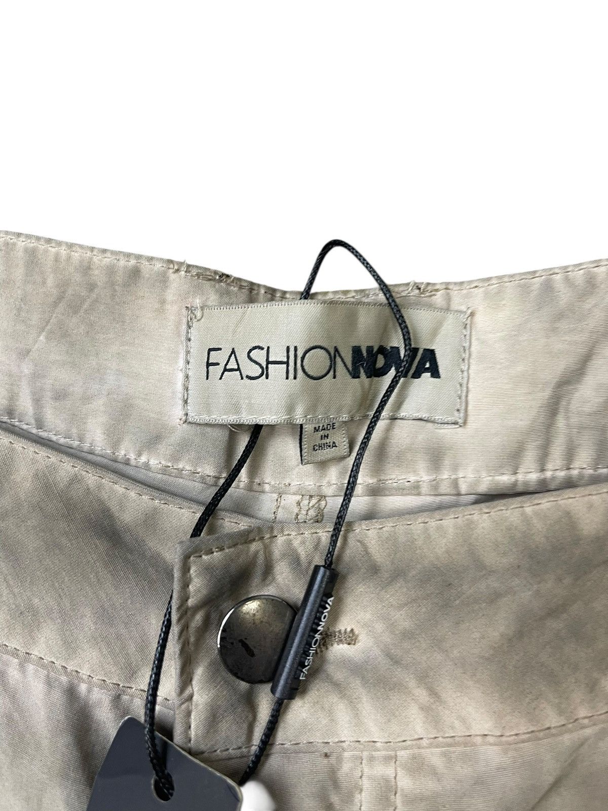 Fashion Nova Fashion Nova 10 Pocket Cargo Pant Streetwear Size US 38 / EU 54 - 11 Thumbnail