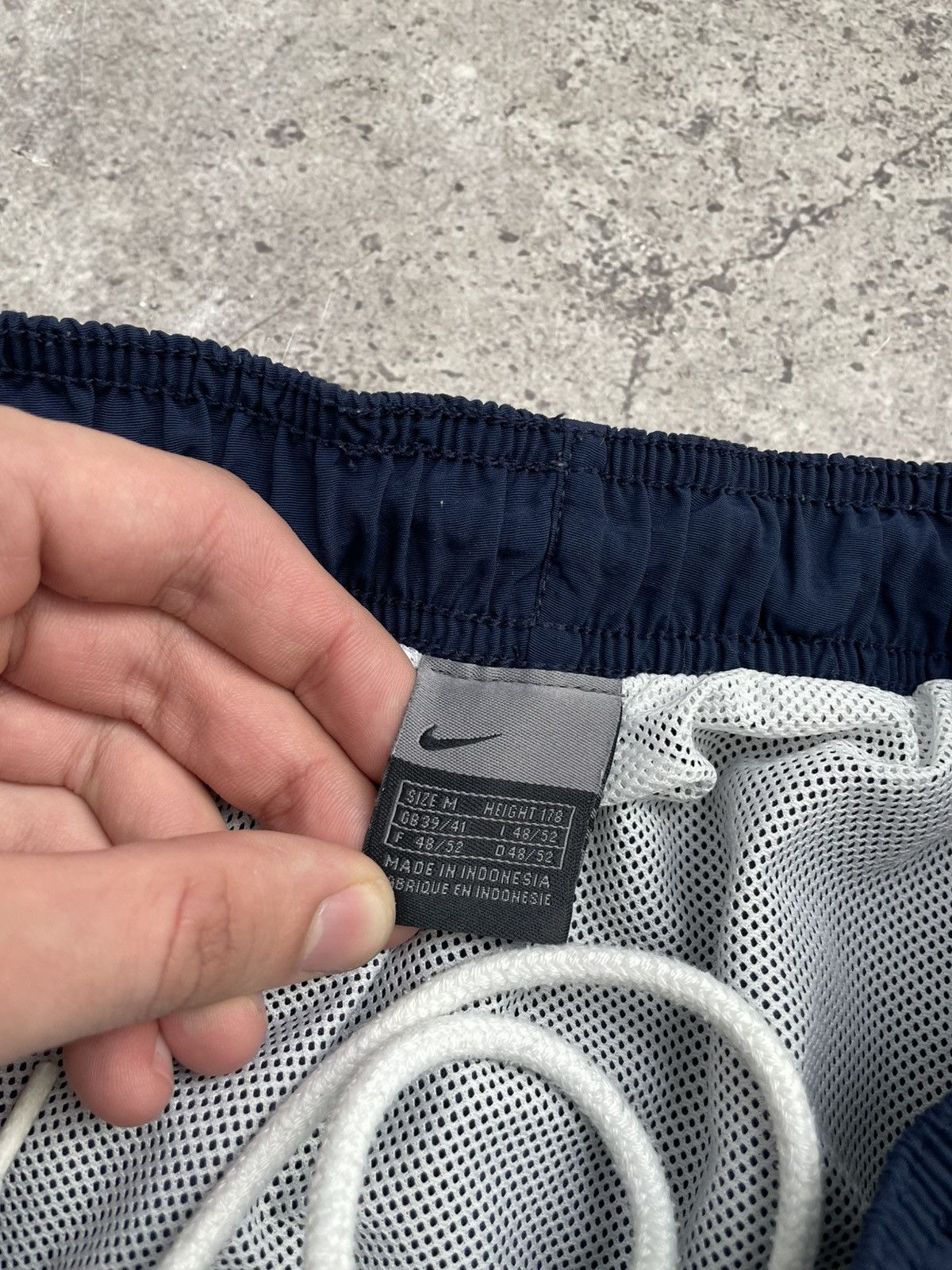 Nike × Vintage Vintage Nike Shorts Navy Nylon y2k Size US 32 / EU 48 - 6 Thumbnail