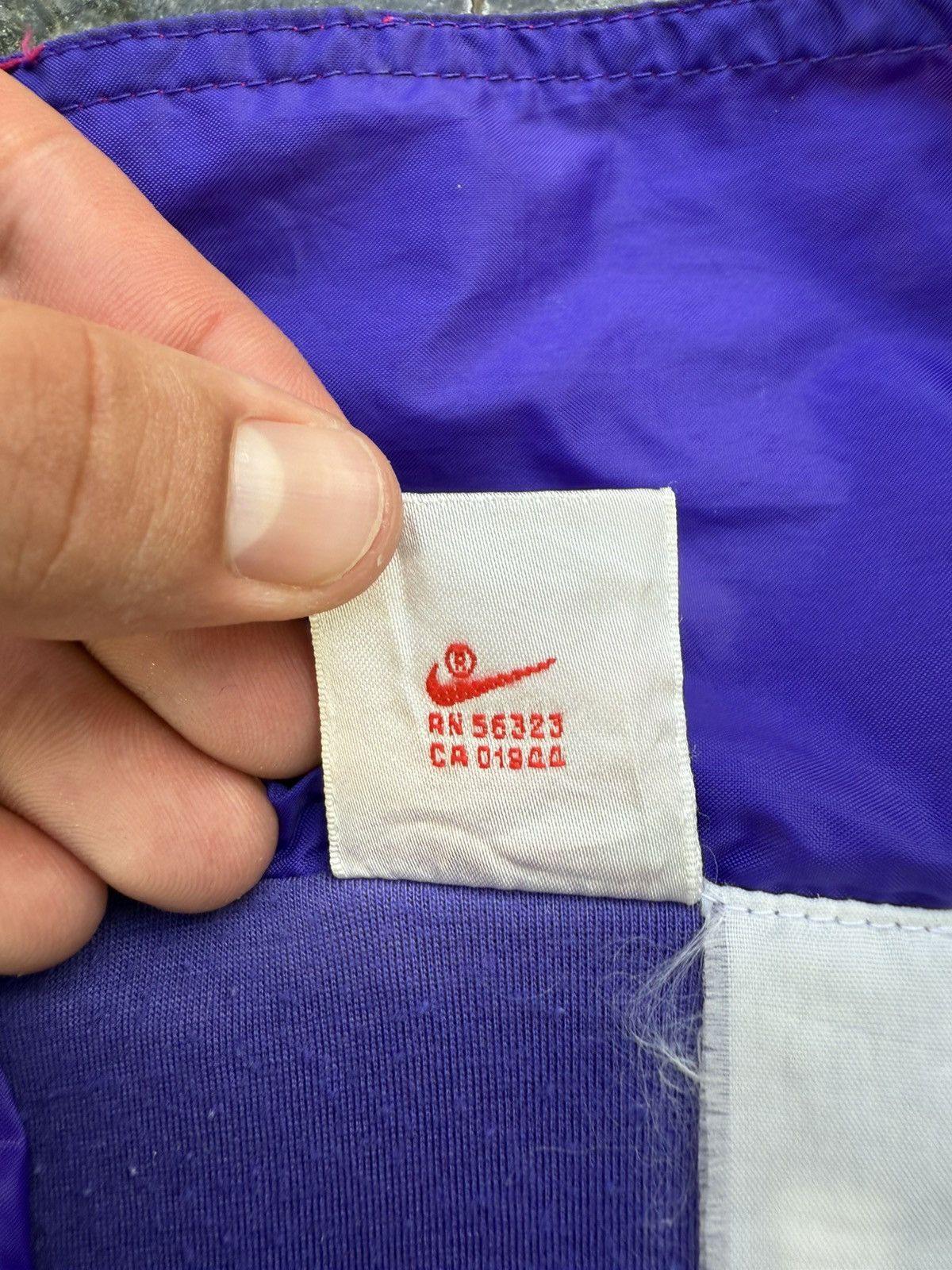 Nike × Vintage 90’s NIKE RARE SWOOSH Y2K RETRO USA ZIP NYLON JACKET Size US XXL / EU 58 / 5 - 9 Thumbnail