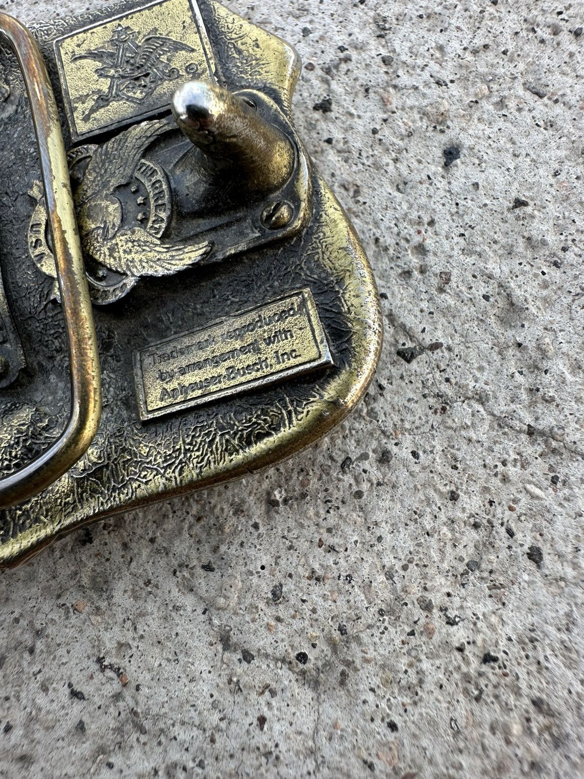 Budweiser Rare Budweiser Collectible Belt Buckle 1980s Size ONE SIZE - 3 Thumbnail