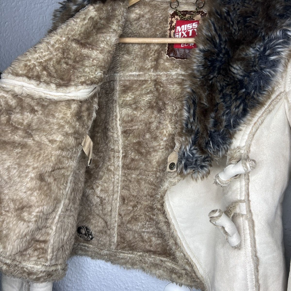 Miss Sixty Miss Sixty Faux Fur Sheepskin Jacket Coat Beige Retro RARE Size M / US 6-8 / IT 42-44 - 5 Thumbnail