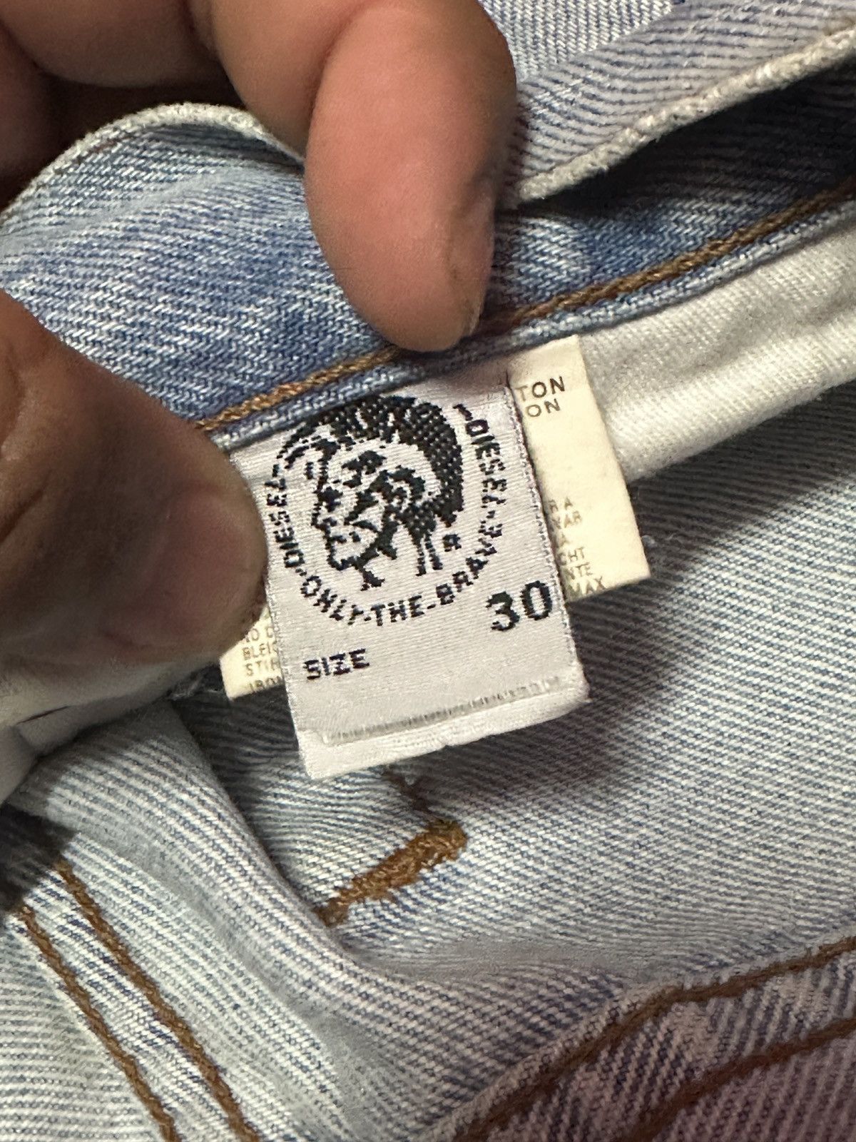 Diesel Diesel Faded Light Blue Denim Rare🔥🔥 Size US 32 / EU 48 - 14 Thumbnail