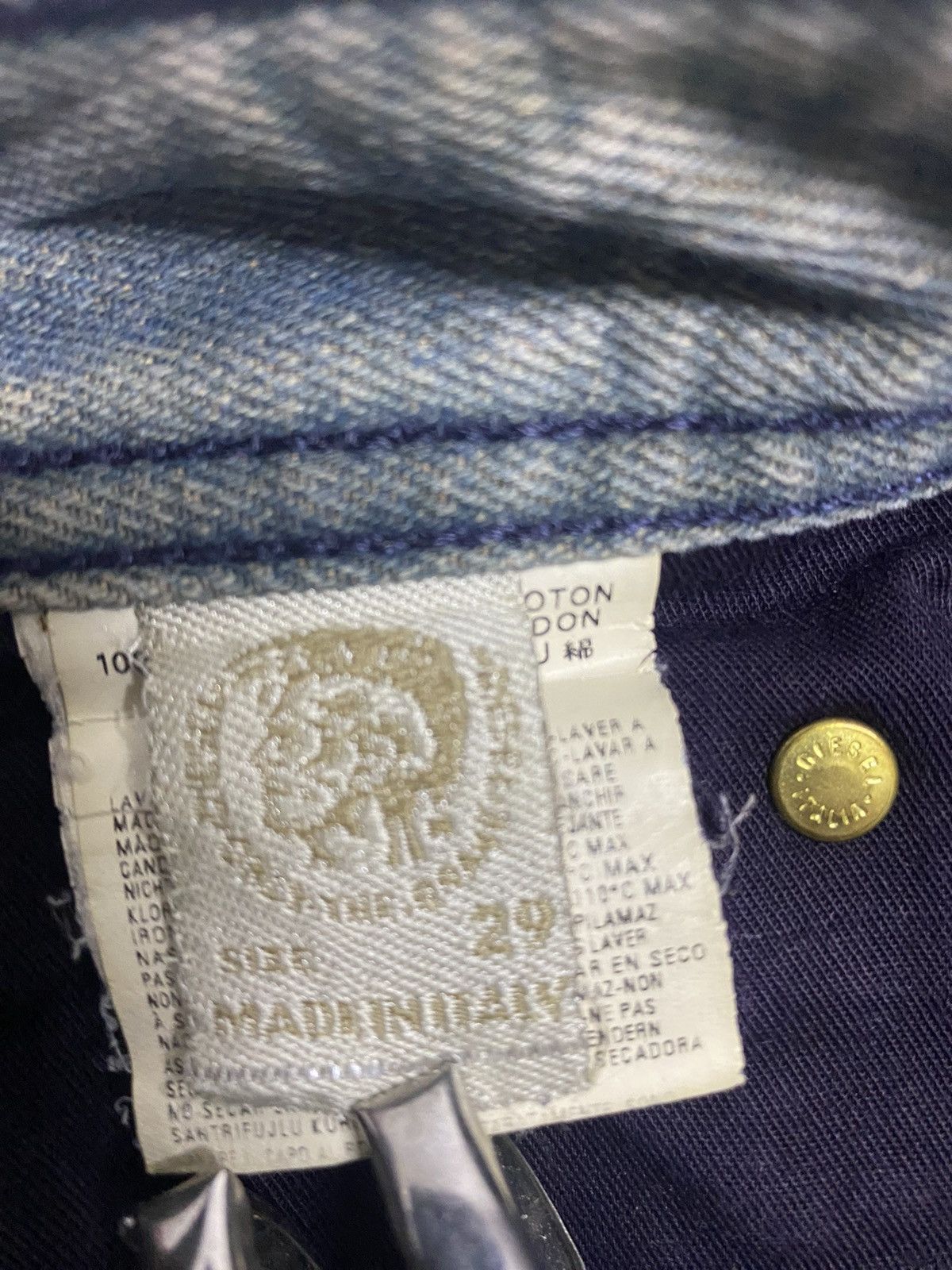 Japanese Brand × Vintage Diesel Thanaz Rare Authentic 00720 Dragon Denim Skinny Jeans Size US 30 / EU 46 - 17 Thumbnail