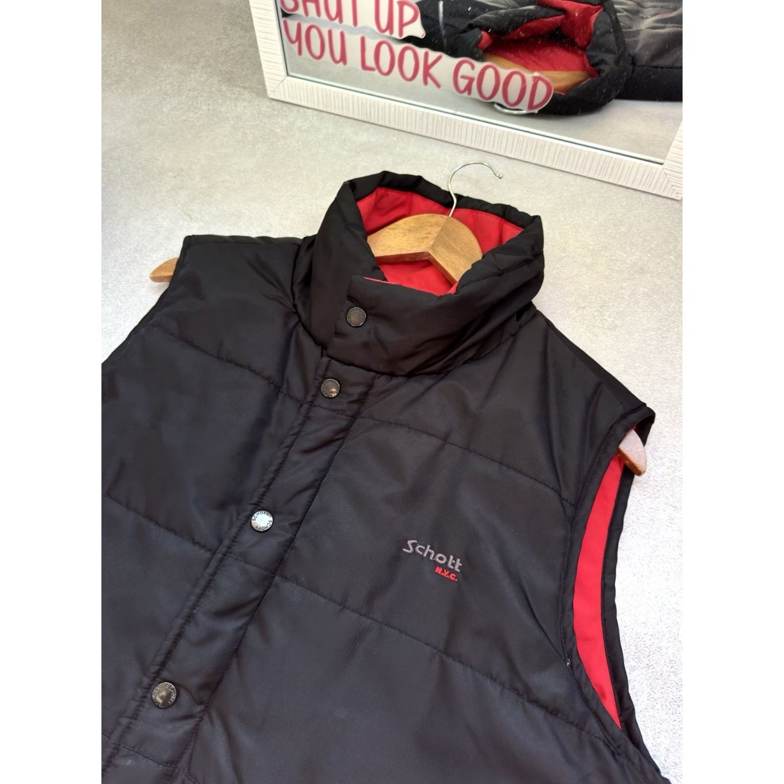 Schott VINTAGE Schott NYC Reversible Nylon Vest Gilet Black-Red Men’s Size S Vest Mens USA 90s Streetwear Y2k Pocket Zipper Quilted Logo Black Size US S / EU 44-46 / 1 - 5 Thumbnail