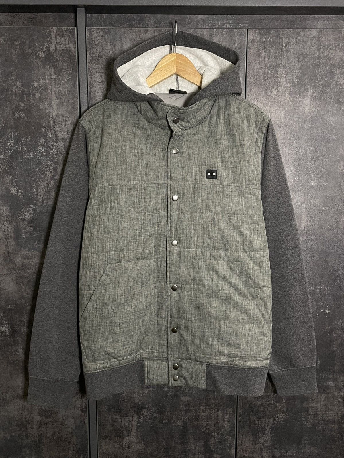 Oakley Vintage Oakley Light Jacket Hybrid Vest Hoodie Arcteryx Size US L / EU 52-54 / 3 - 1 Thumbnail