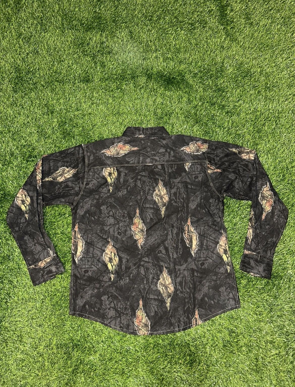 Realtree Realtree Forest Camo Collared Longsleeve Size Medium Size US M / EU 48-50 / 2 - 2 Thumbnail