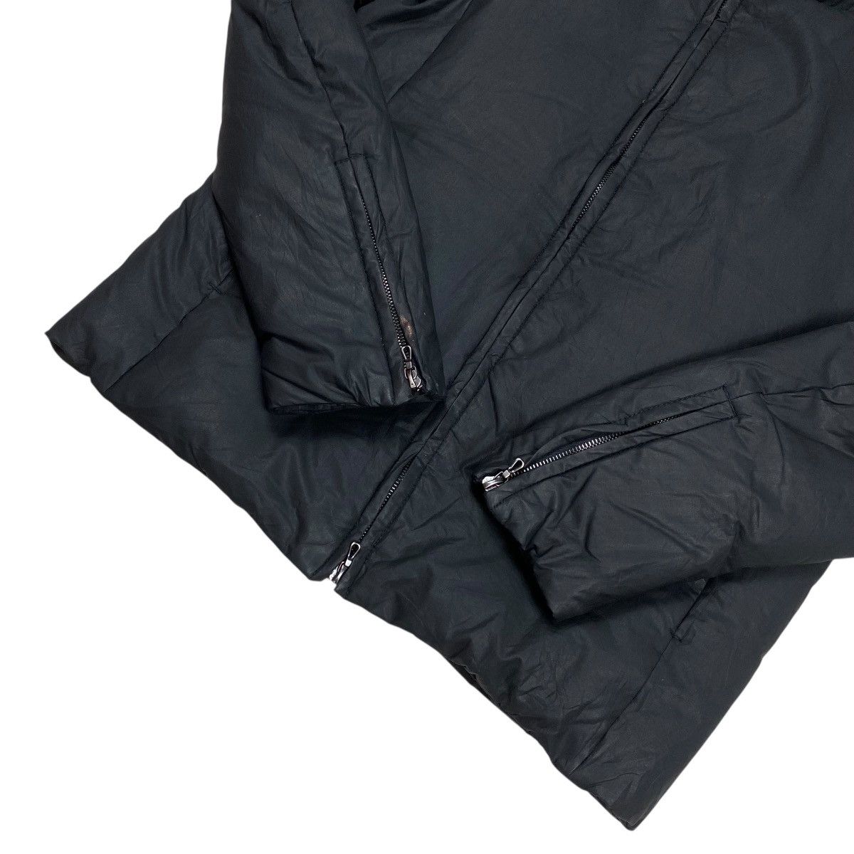 Attachment × Japanese Brand × Kazuyuki Kumagai Attachment Kazuyuki Kumagai Attachment Asymmetrical Down Jacket Size US M / EU 48-50 / 2 - 8 Thumbnail
