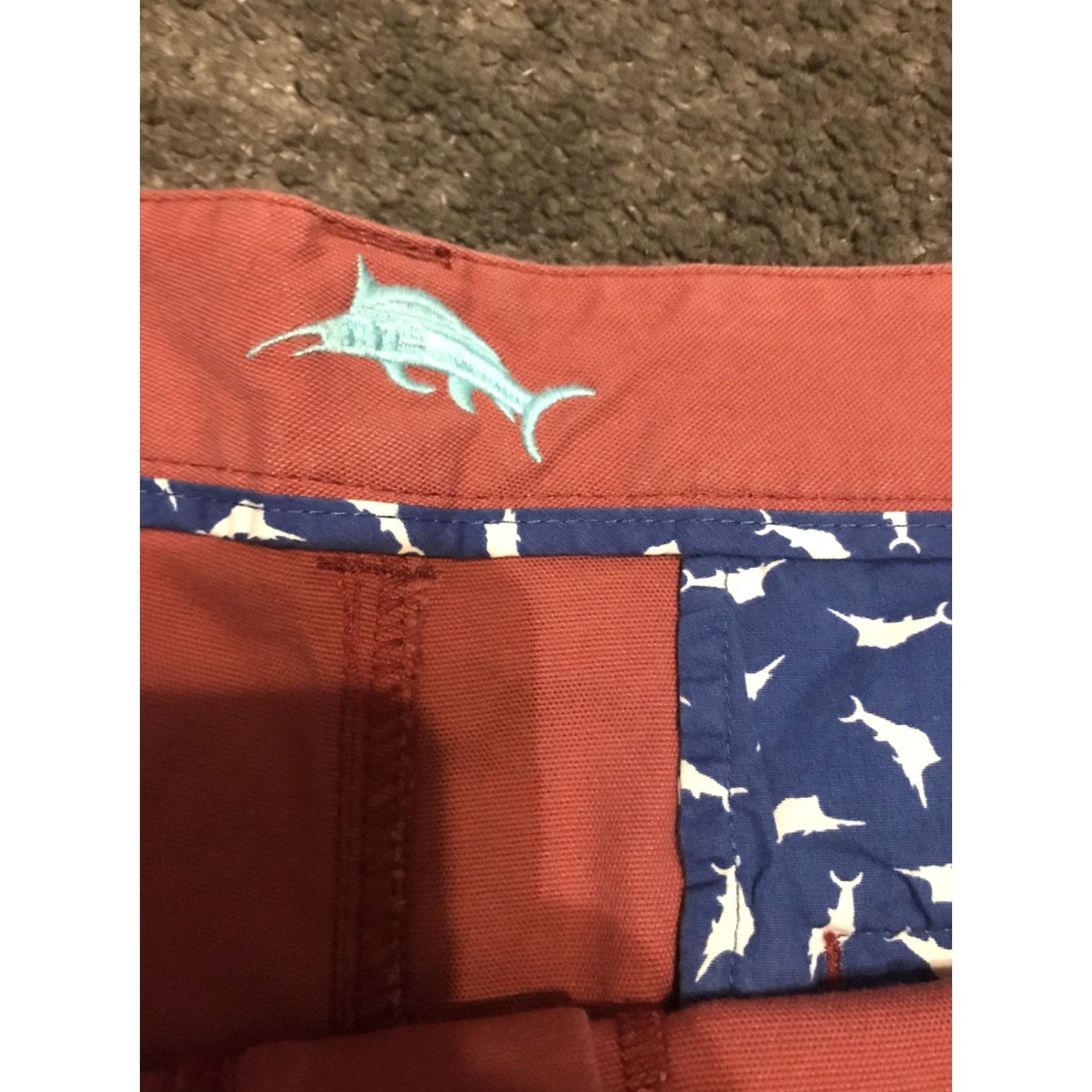 Tommy Bahama Tommy Bahama Cargo Shorts Men's Size 38 Belt Loops Red Cotton Blend Relaxed Canvas 9in Inseam Shorts Casual, Workwear, Travel, Beach Mens Size US 38 / EU 54 - 2 Thumbnail
