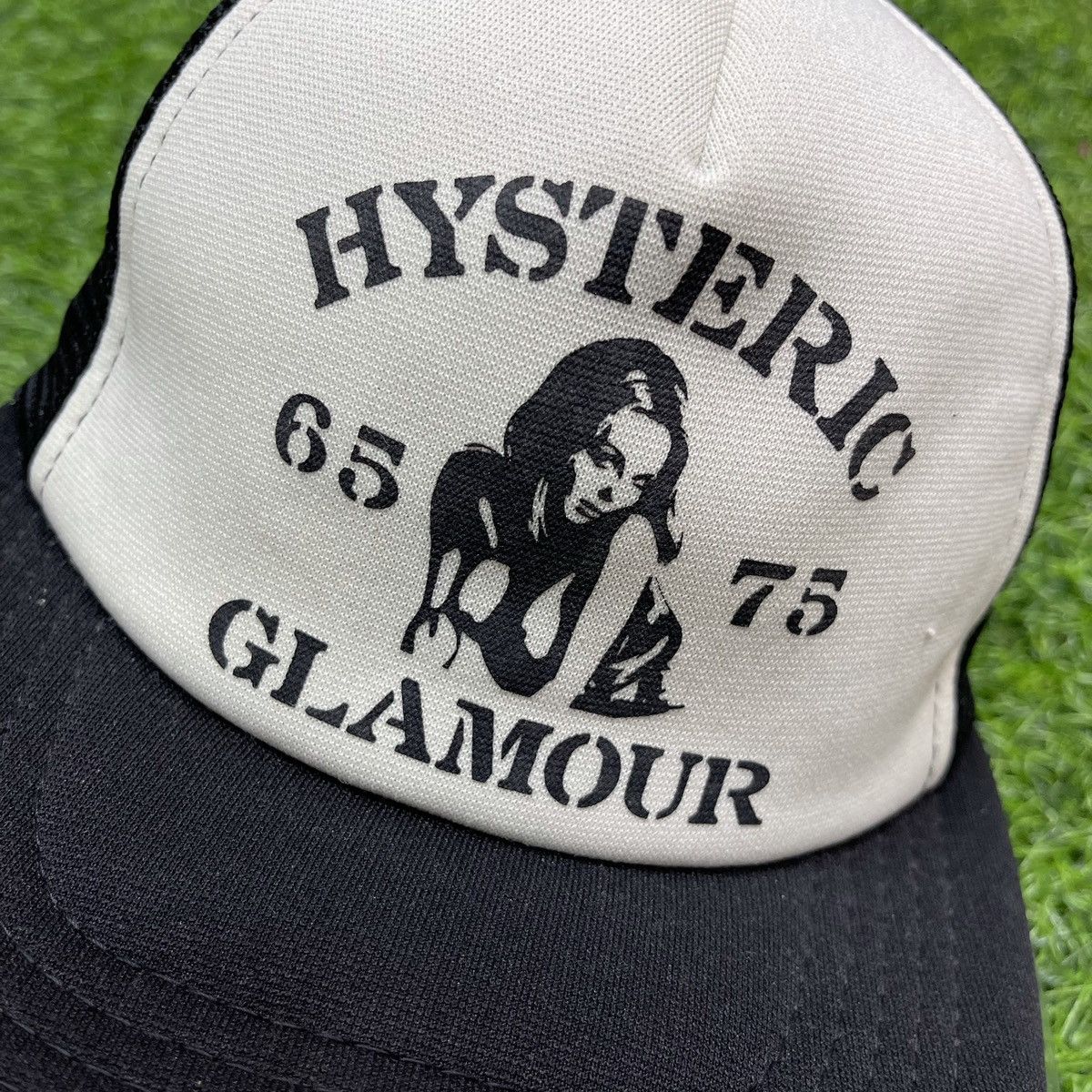 Hysteric Glamour × Japanese Brand HYSTERIC GLAMOUR HATS NAKED GIRL DESIGNER Size ONE SIZE - 5 Thumbnail