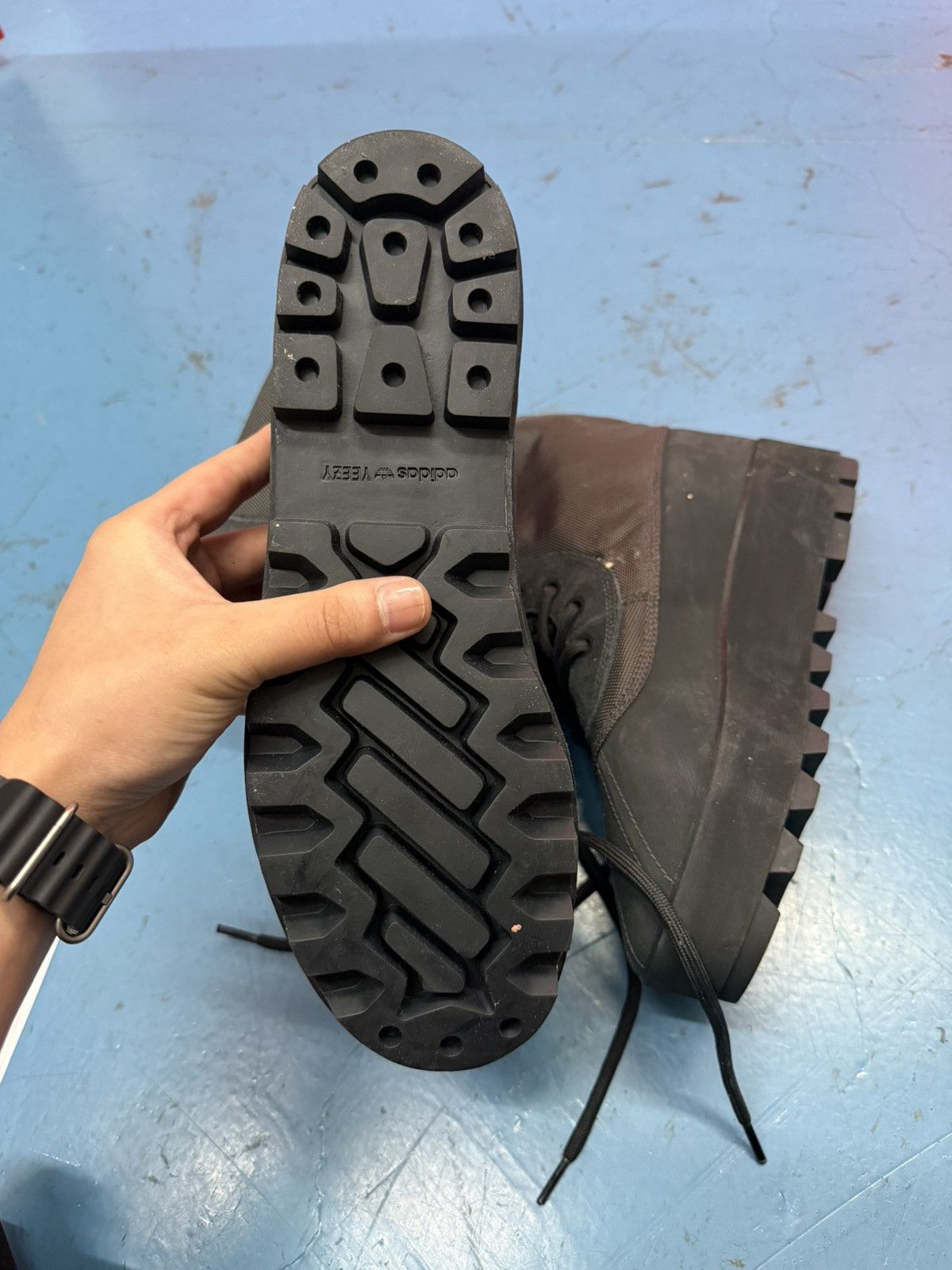 Yeezy YEEZY 950 Size US 11.5 / EU 44-45 - 9 Thumbnail