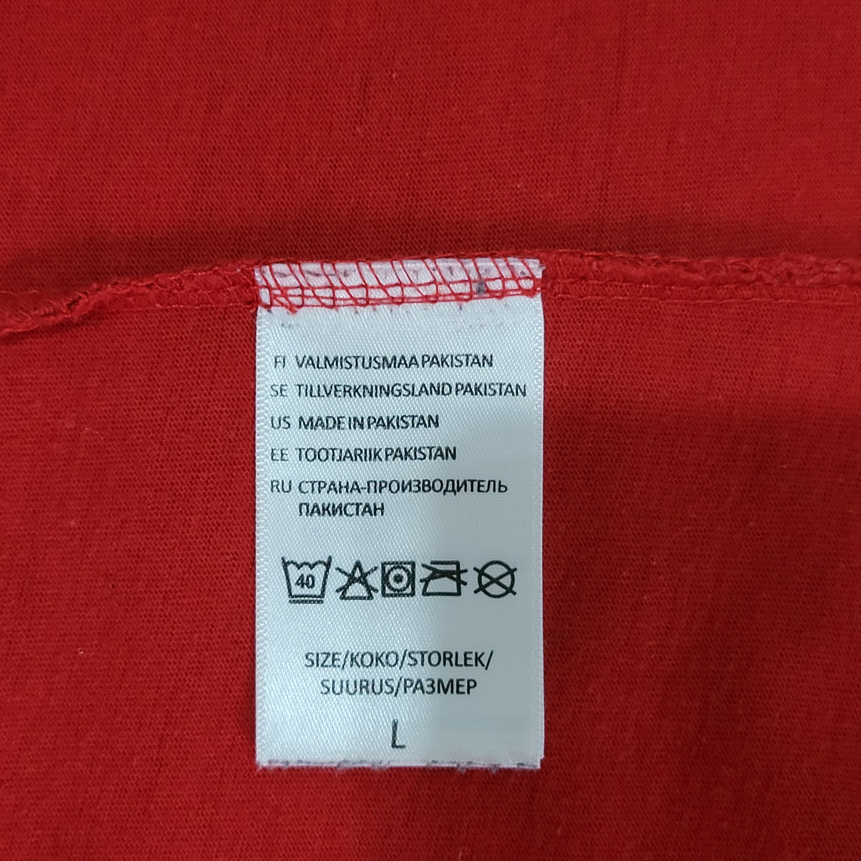 Starter Starter Red Camo T-Shirt size L Size US L / EU 52-54 / 3 - 7 Thumbnail