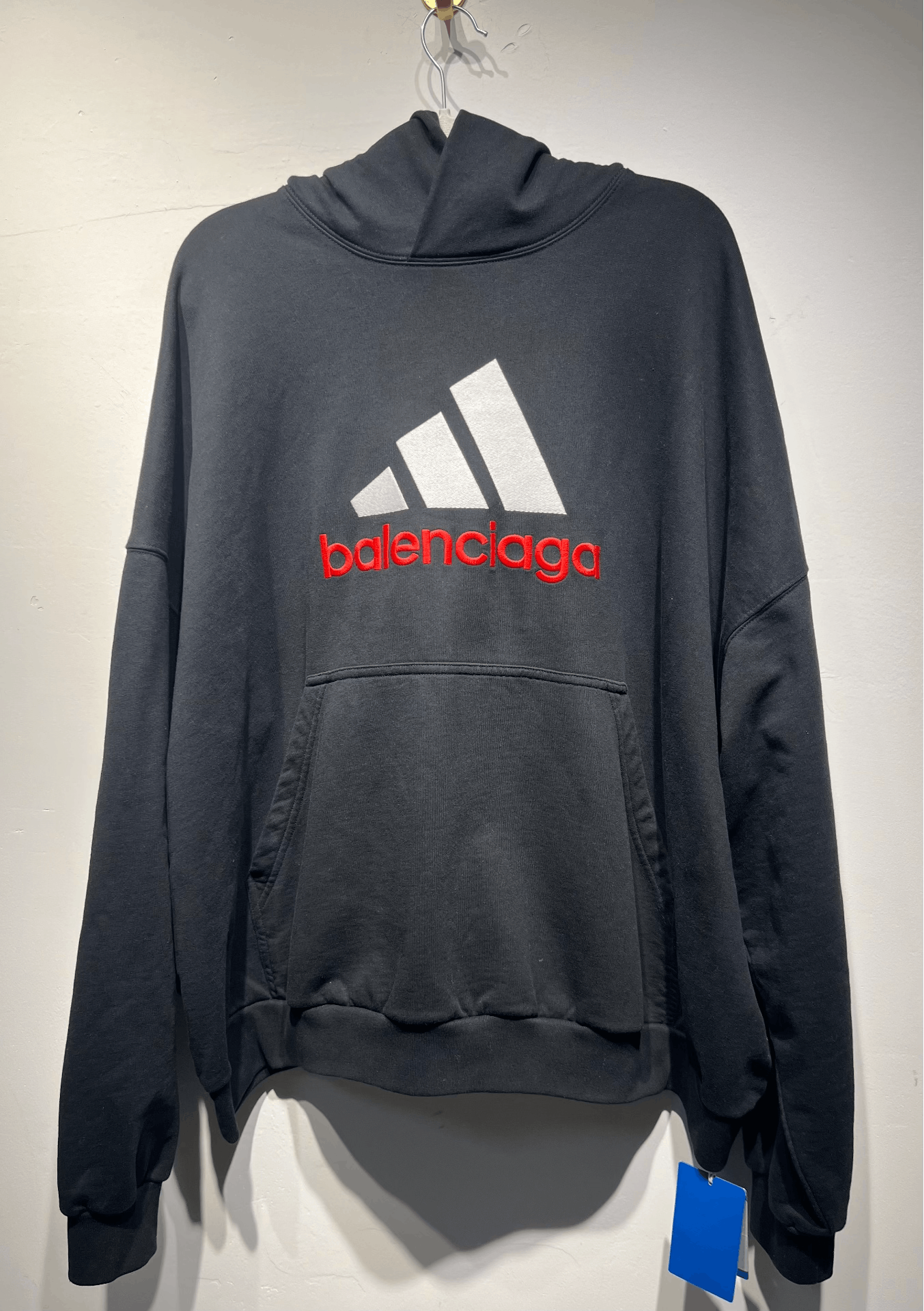 Balenciaga Balenciaga Retro Printed Black Hoodie 1 Men Size US XS / EU 42 / 0 - 1 Thumbnail
