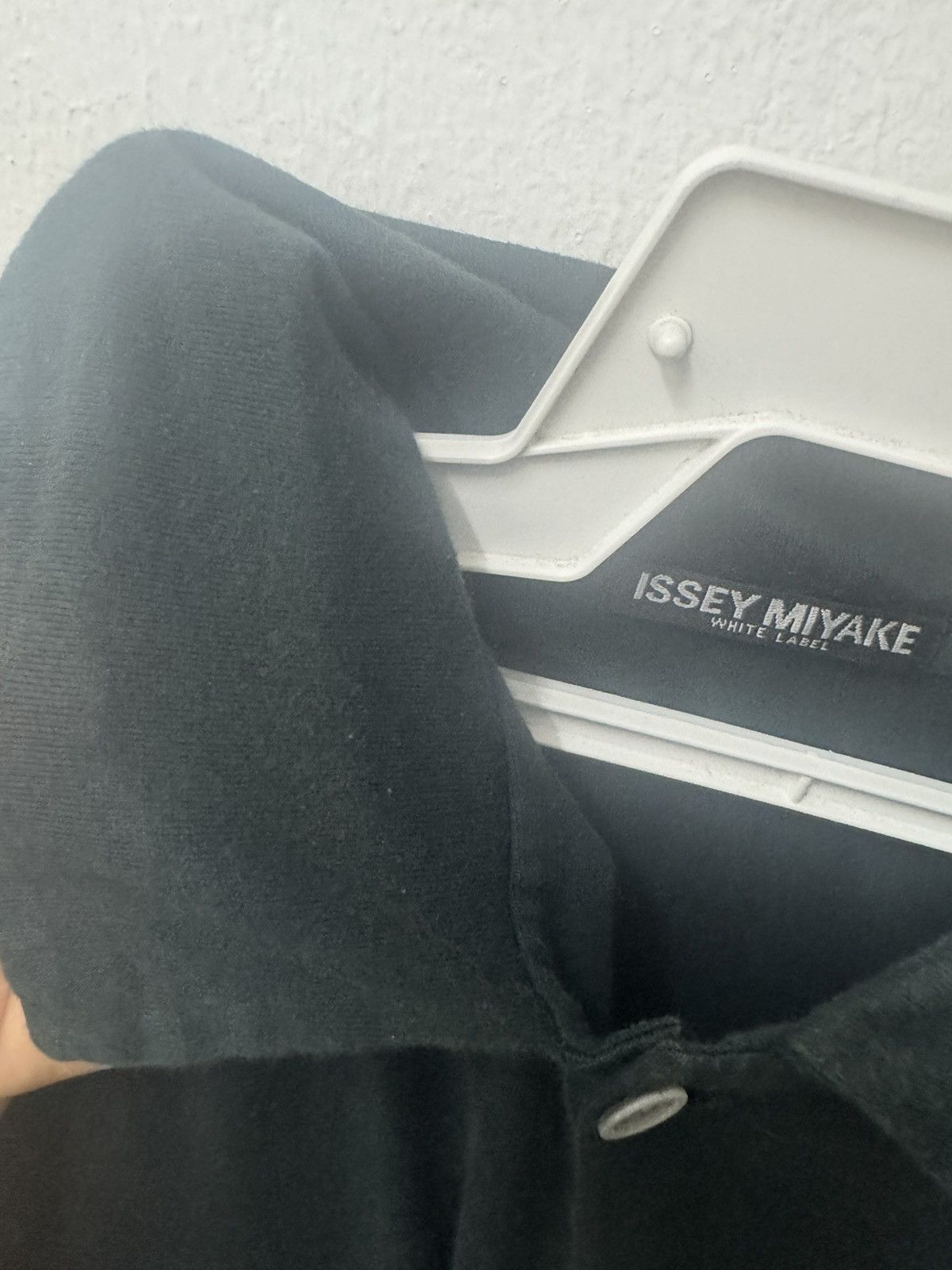 Homme Plisse Issey Miyake × Issey Miyake × Pleats Please Issey Miyake Issey Miyake Dark Black Polo Button T shirt Size US L / EU 52-54 / 3 - 6 Thumbnail