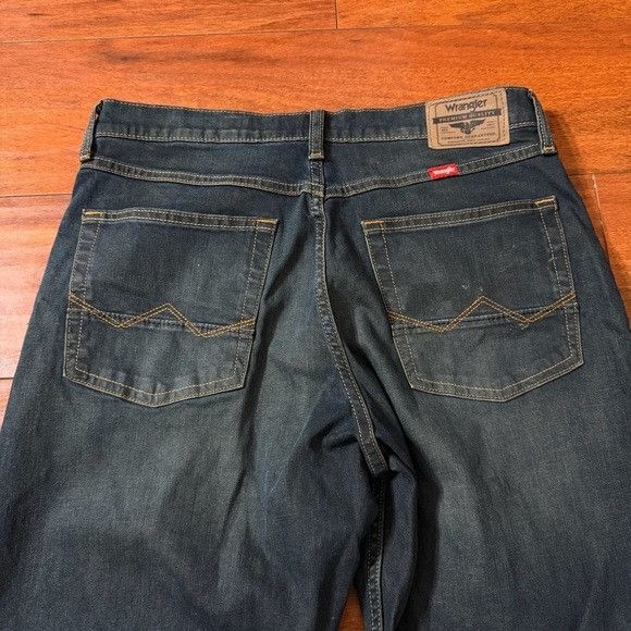 Wrangler Wrangler Dark Blue Straight Athletic Fit Jeans 31x30 Size US 31 - 7 Thumbnail