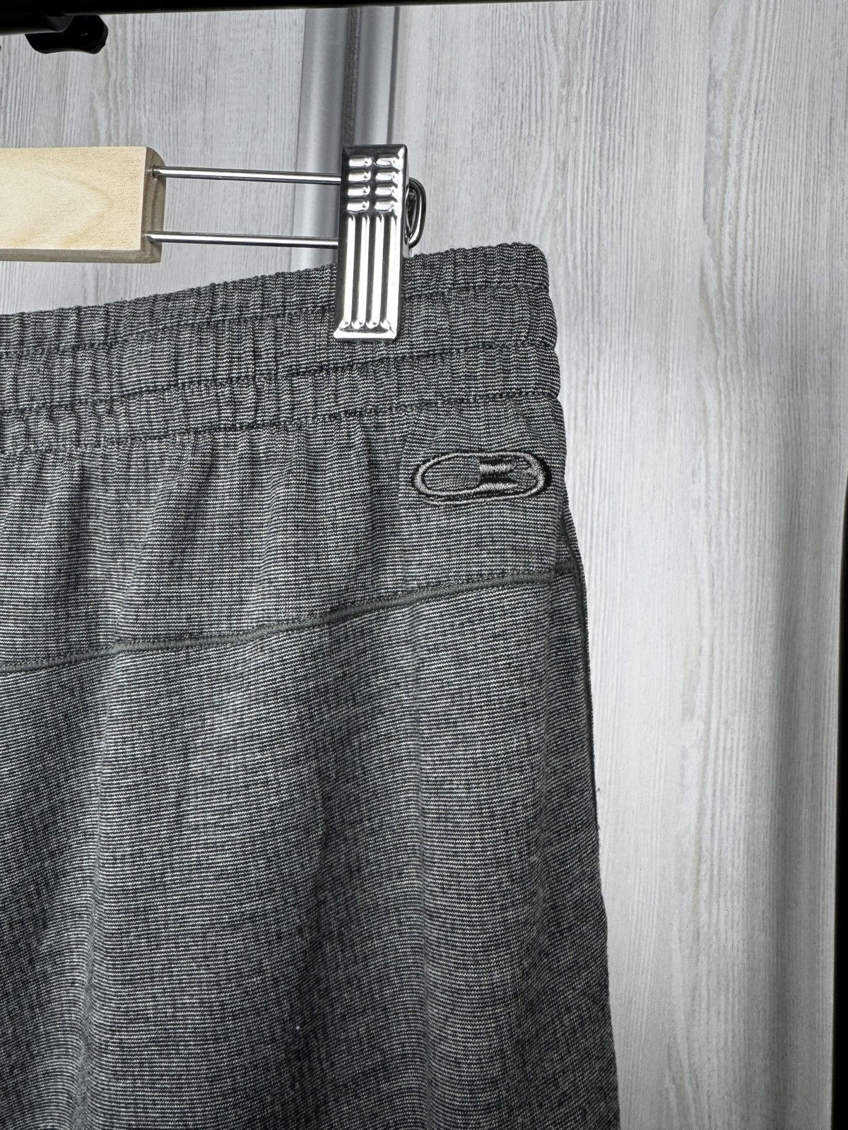 Icebreaker Icebreaker Men's Merino Cool-Lite Impulse Shorts size L Size US 34 / EU 50 - 6 Thumbnail