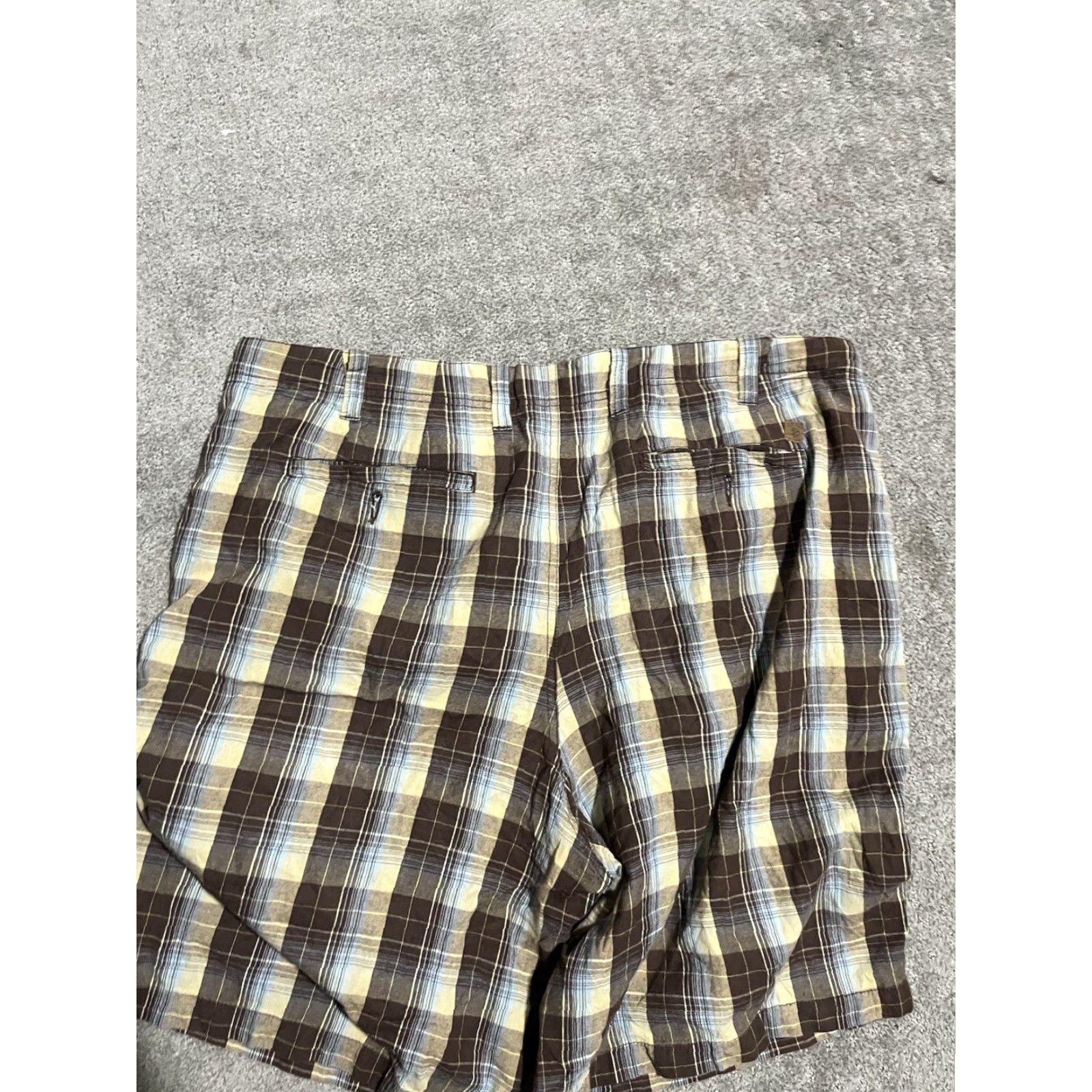 Izod Vintage Izod Jeans Men's Brown Plaid Shorts Size 40 Flat Front Size US 40 / EU 56 - 2 Thumbnail