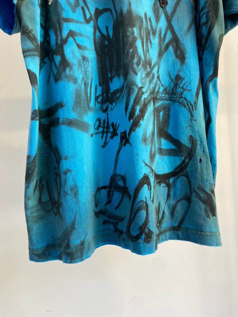 Balenciaga Balenciaga Blue Manchester United graffiti destroys short- Size US M / EU 48-50 / 2 - 5 Thumbnail