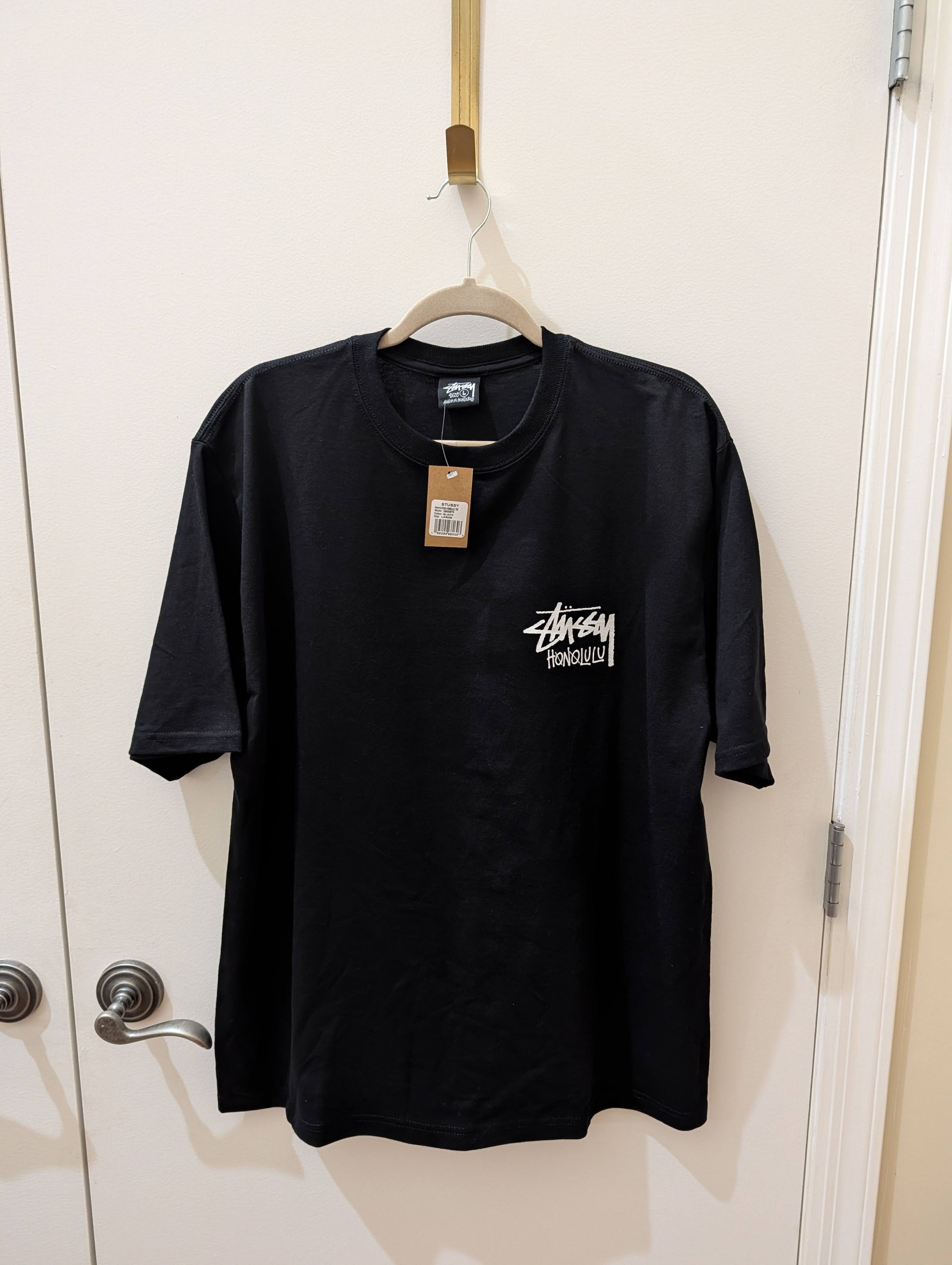 Stussy Stussy Honolulu Chapter Exclusive T-Shirt Black Size L (NWT) Size US L / EU 52-54 / 3 - 2 Thumbnail