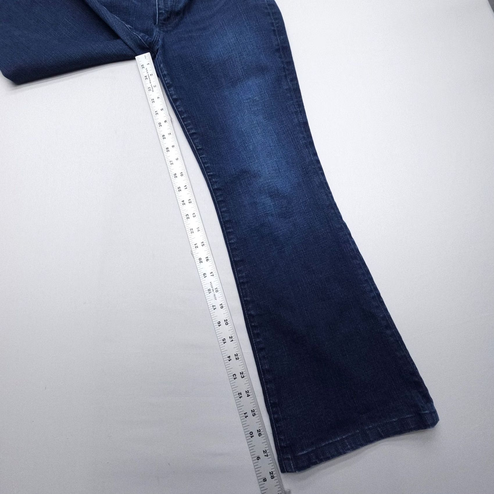 Vintage Joe's Jeans Bootcut Jeans Dark Naomi Wash Low Rise 30x28 Denim 5-Pocket Womens Vintage? No (Joe's Jeans) Size 30" / US 8 / IT 44 - 7 Thumbnail