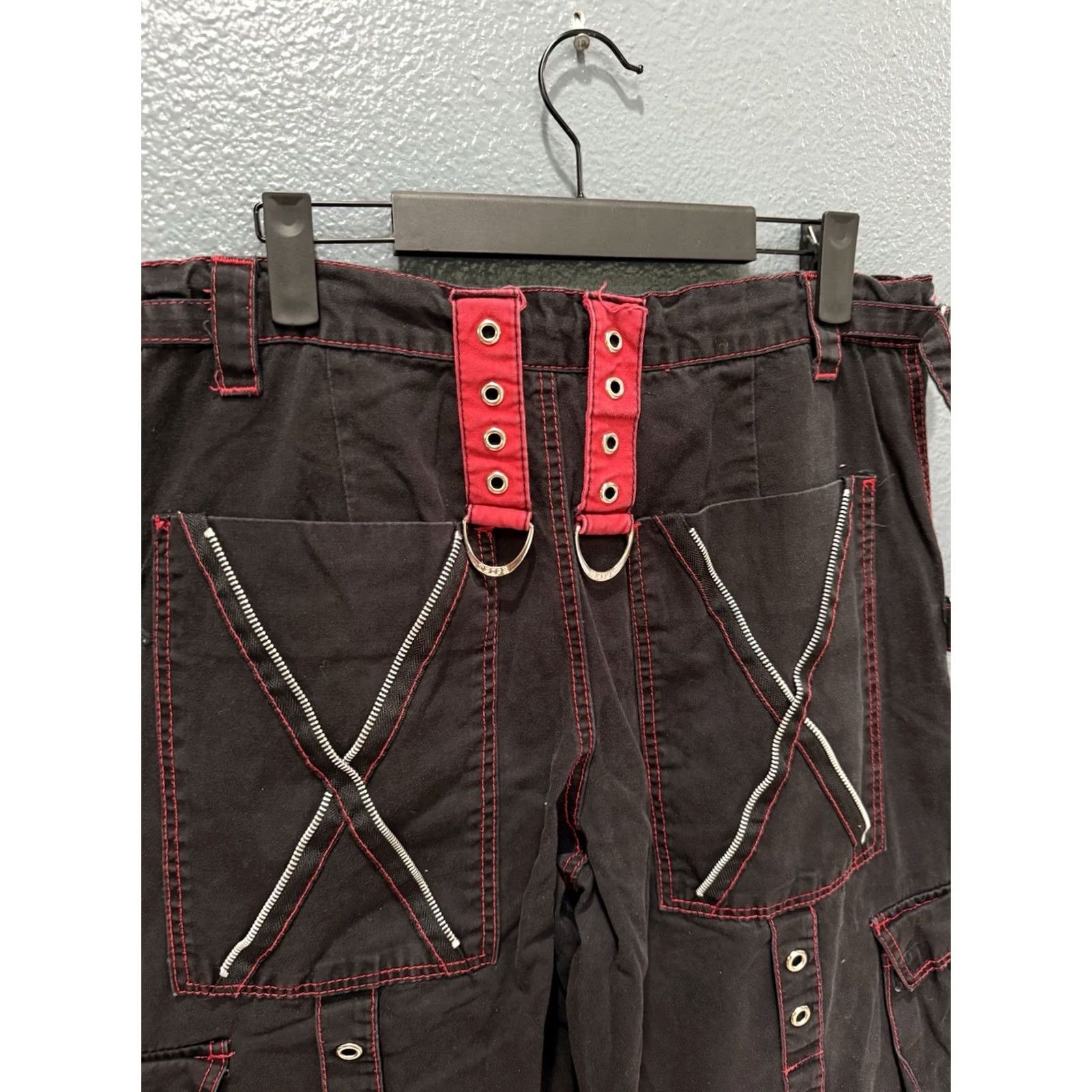 Tripp NYC VINTAGE Tripp NYC Men’s Cargo Pants Denim Black Size M Inseam 30in 39in Length Size US 31 - 7 Thumbnail