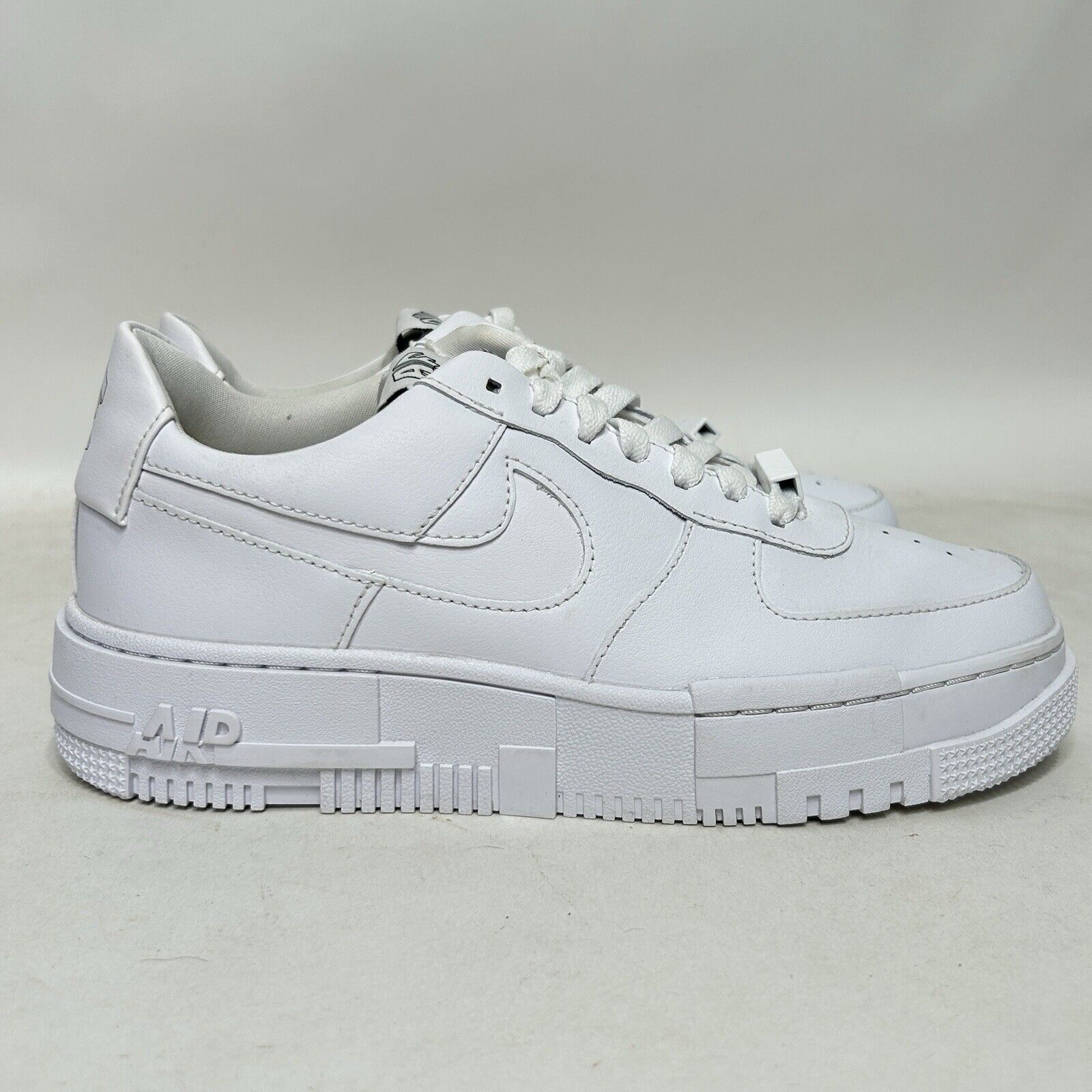 Nike Nike Shoes Air Force 1 Low Pixel WMNS “Triple White” 2024 Size US 8.5 / IT 38.5 - 4 Thumbnail
