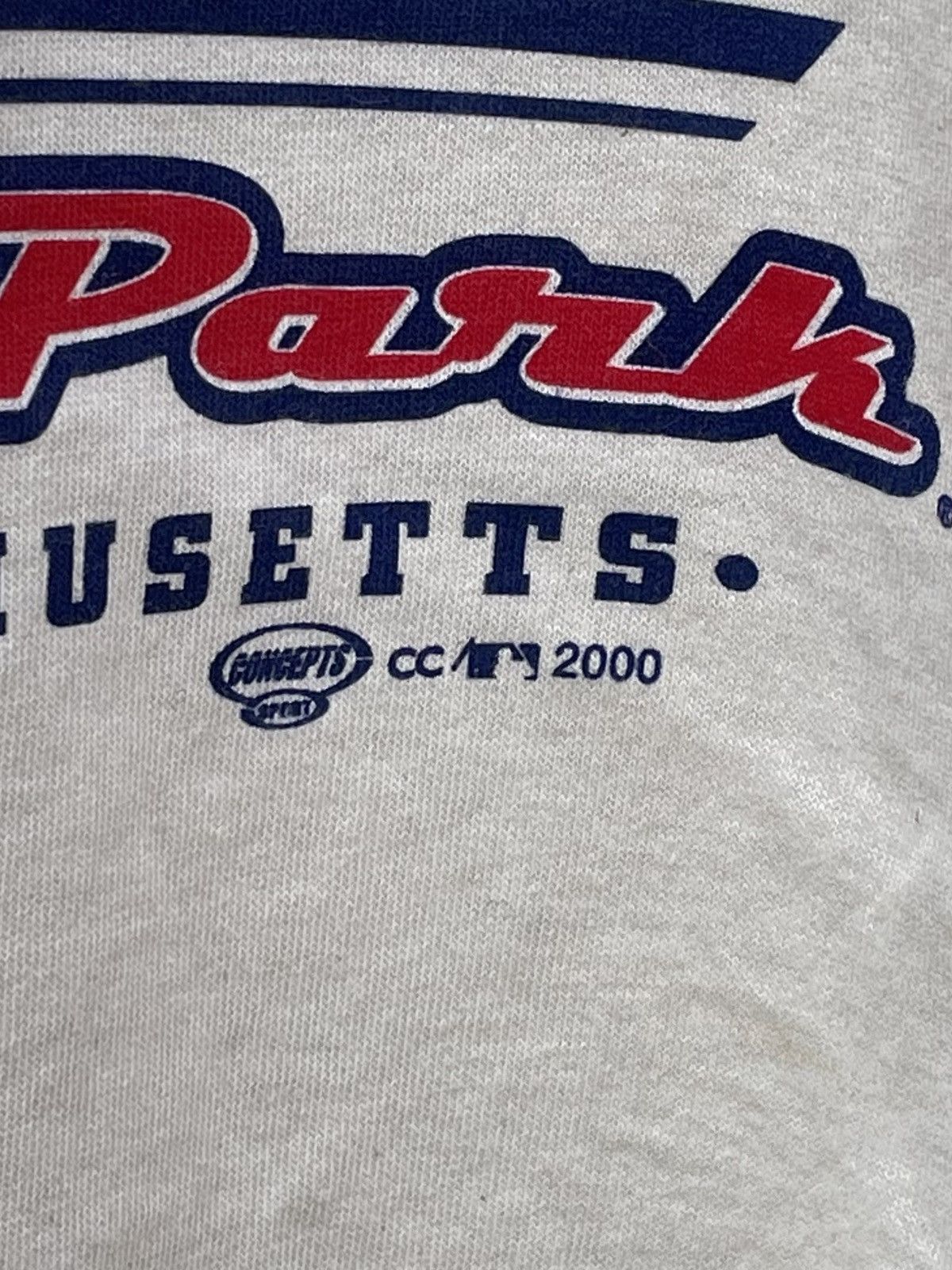 Delta 2000 Delta MLB Boston Red Sox’s Fenway Park Graphic T Shirt Size US L / EU 52-54 / 3 - 5 Thumbnail