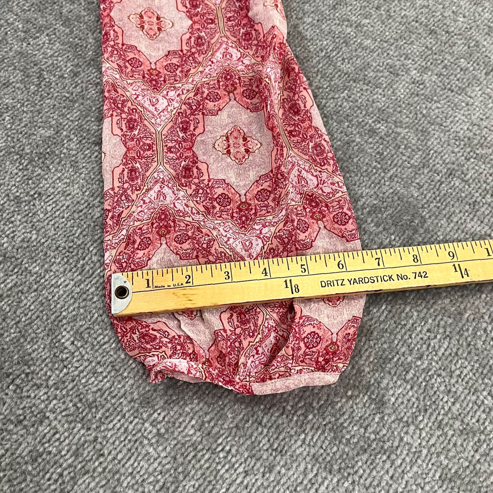 Vintage SUNDANCE Top Womens Medium Red Pink Floral 100% Silk Sheer Blouse Button Up Size M / US 6-8 / IT 42-44 - 7 Thumbnail