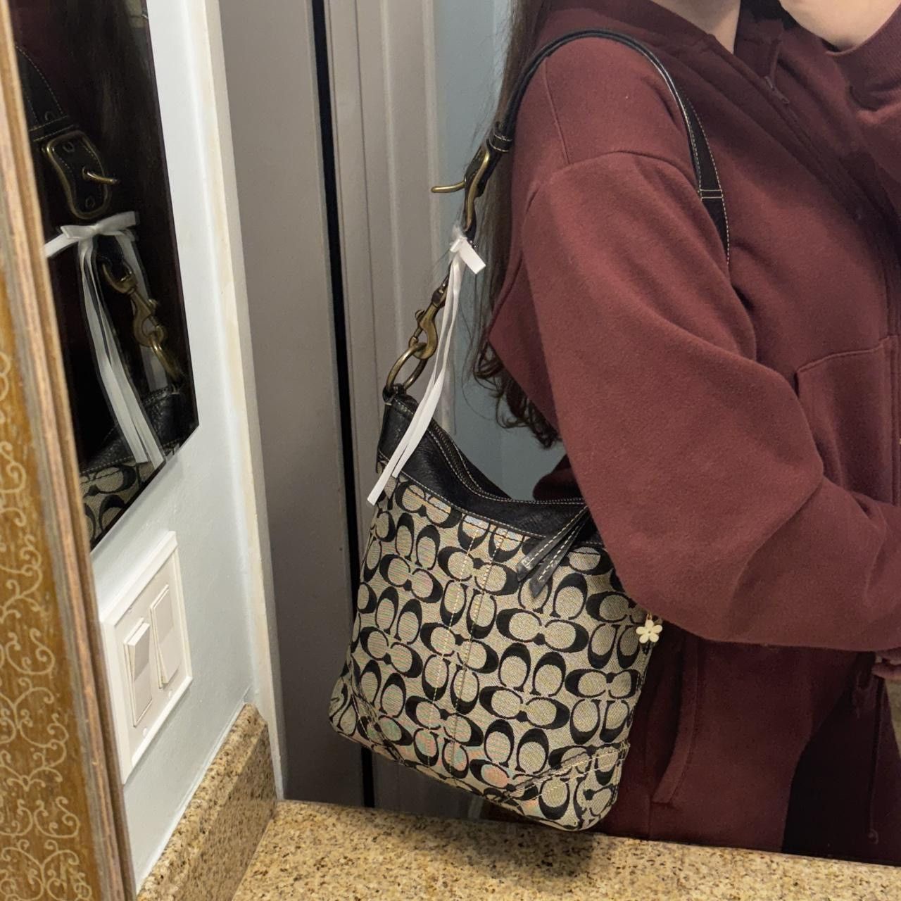 Coach Signature Coach Black Monogramed Shoulder Bag Size ONE SIZE - 8 Thumbnail