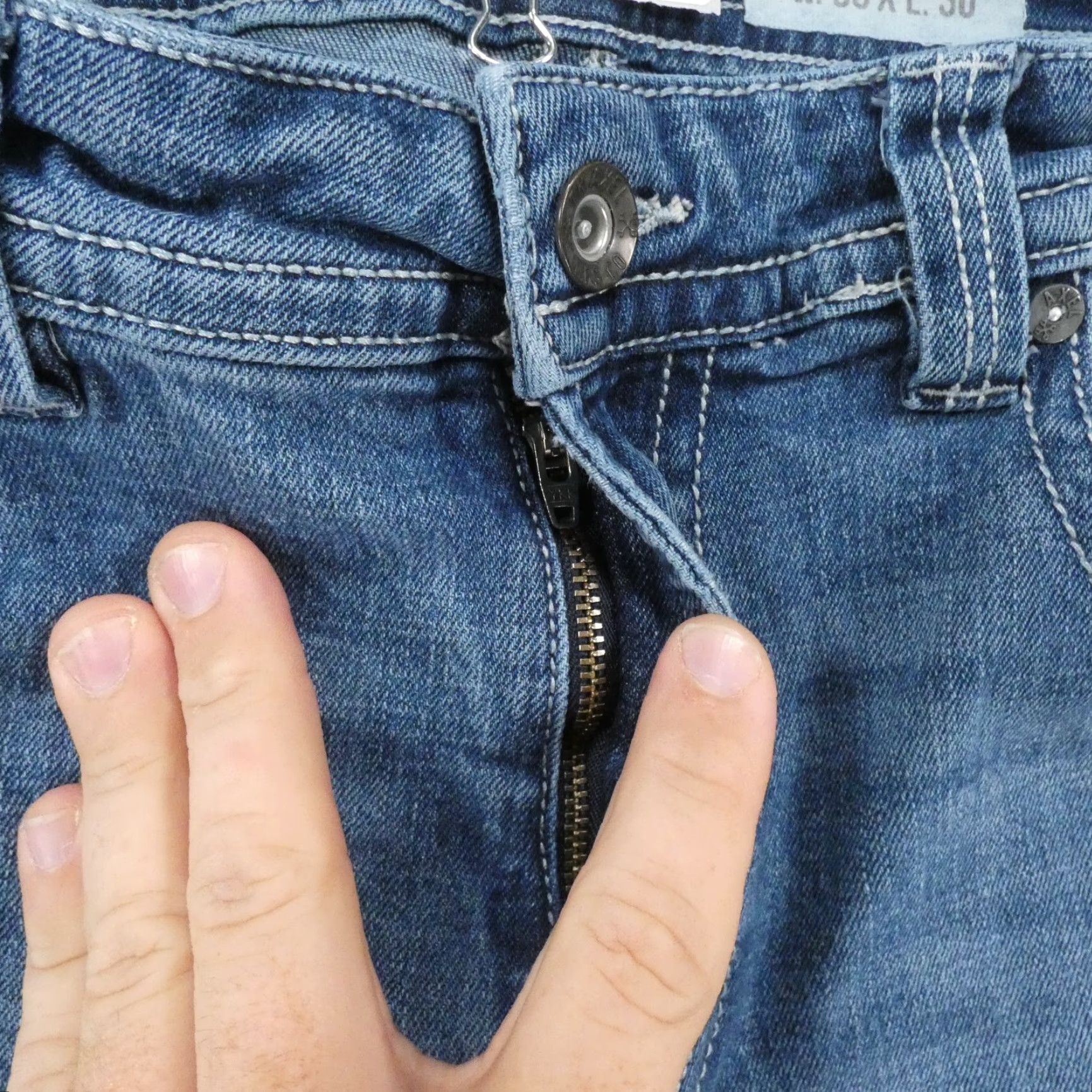 Vintage **Axel Mens 38 Medium Bootcut Blue Jeans** User: Axel Mens 38 Medium Bootcut Blue Jeans Size US 38 / EU 54 - 6 Thumbnail