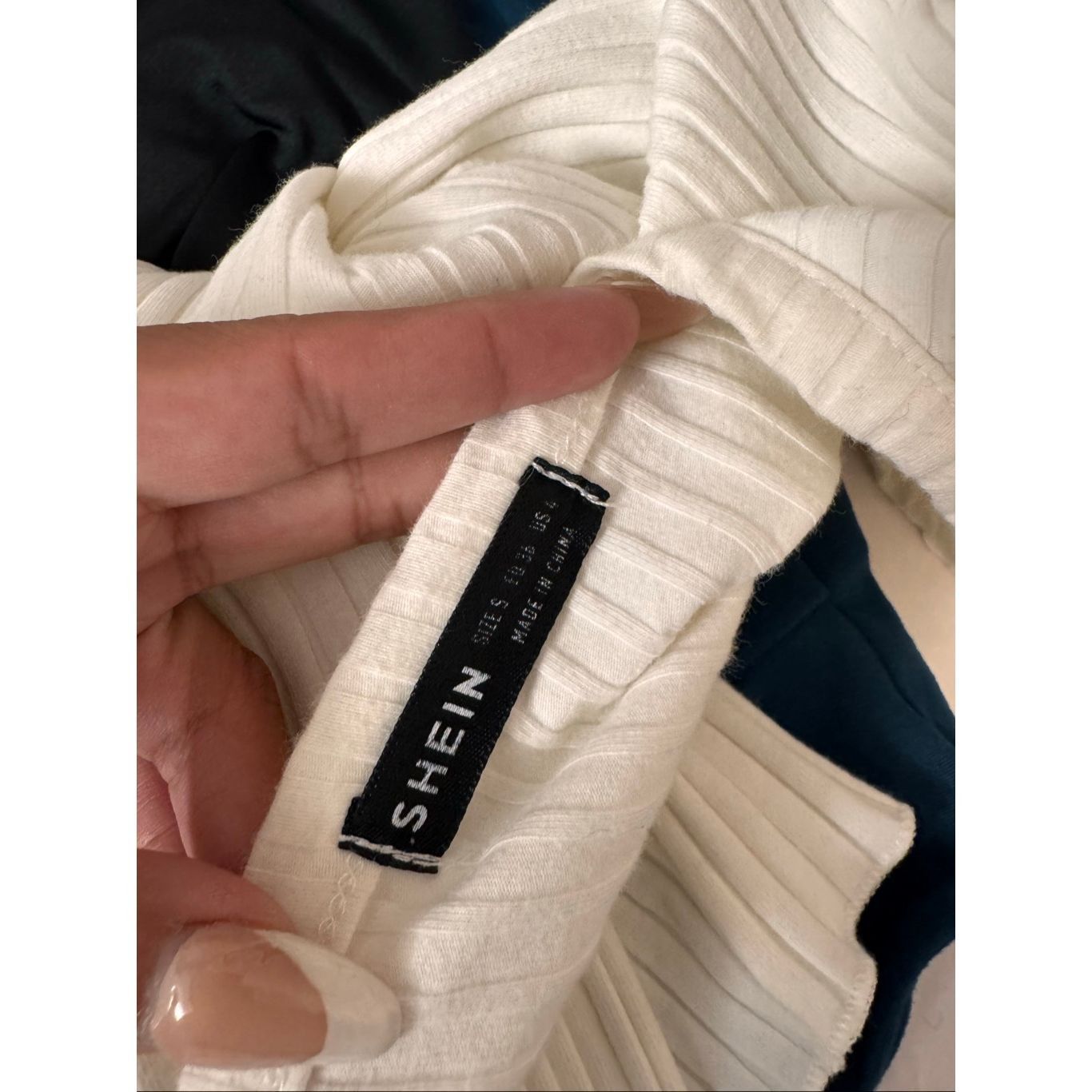 Other White Ribbed Button Front Long Sleeve Crop Top Size S Size S / US 4 / IT 40 - 5 Thumbnail