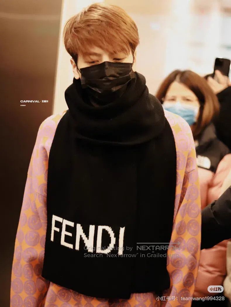 Fendi Fendi Black Woolen Scarf Size ONE SIZE - 5 Thumbnail