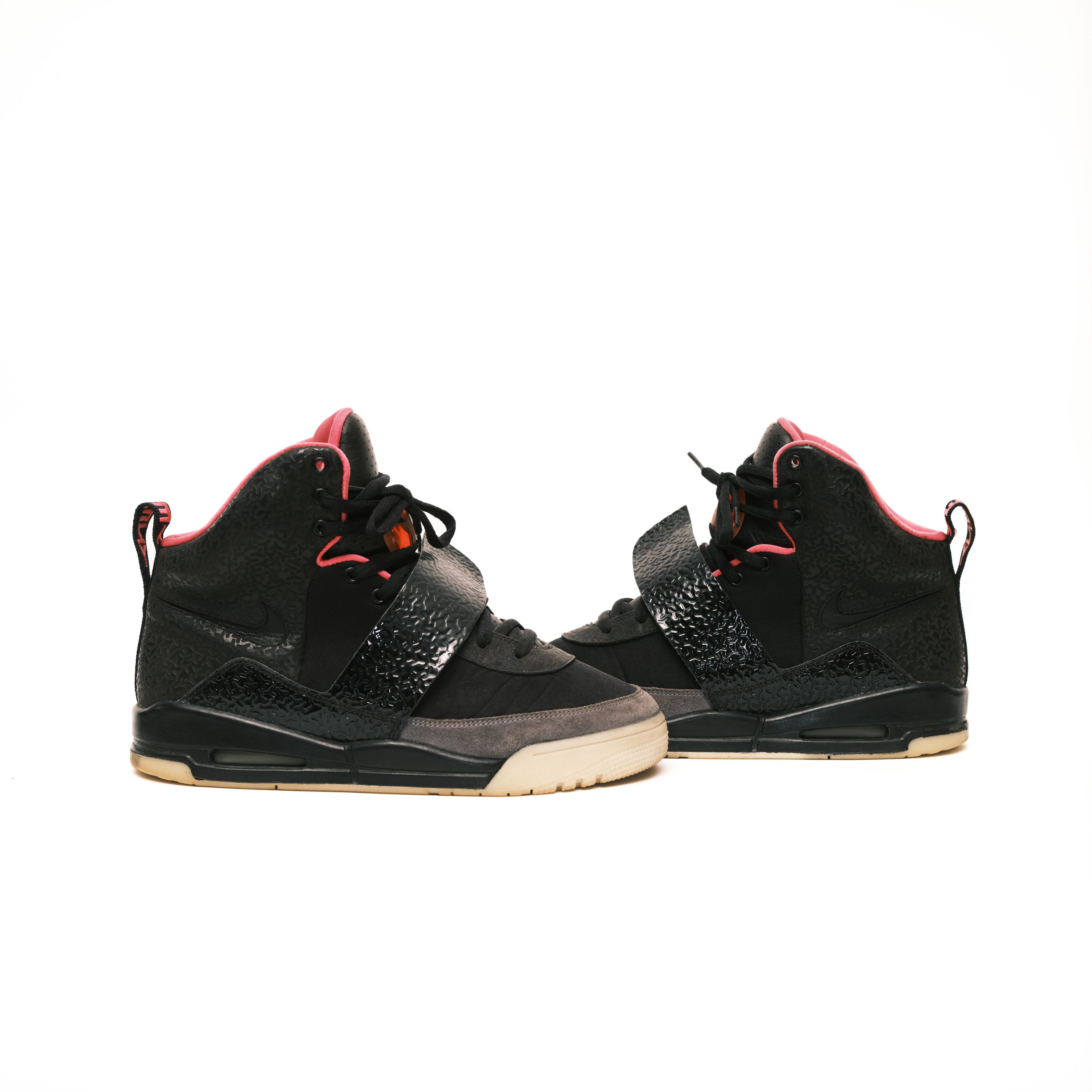 Kanye West Nike Air Yeezy 1 Blink Size 10.5 w/ Box Size US 10.5 / EU 43-44 - 7 Thumbnail