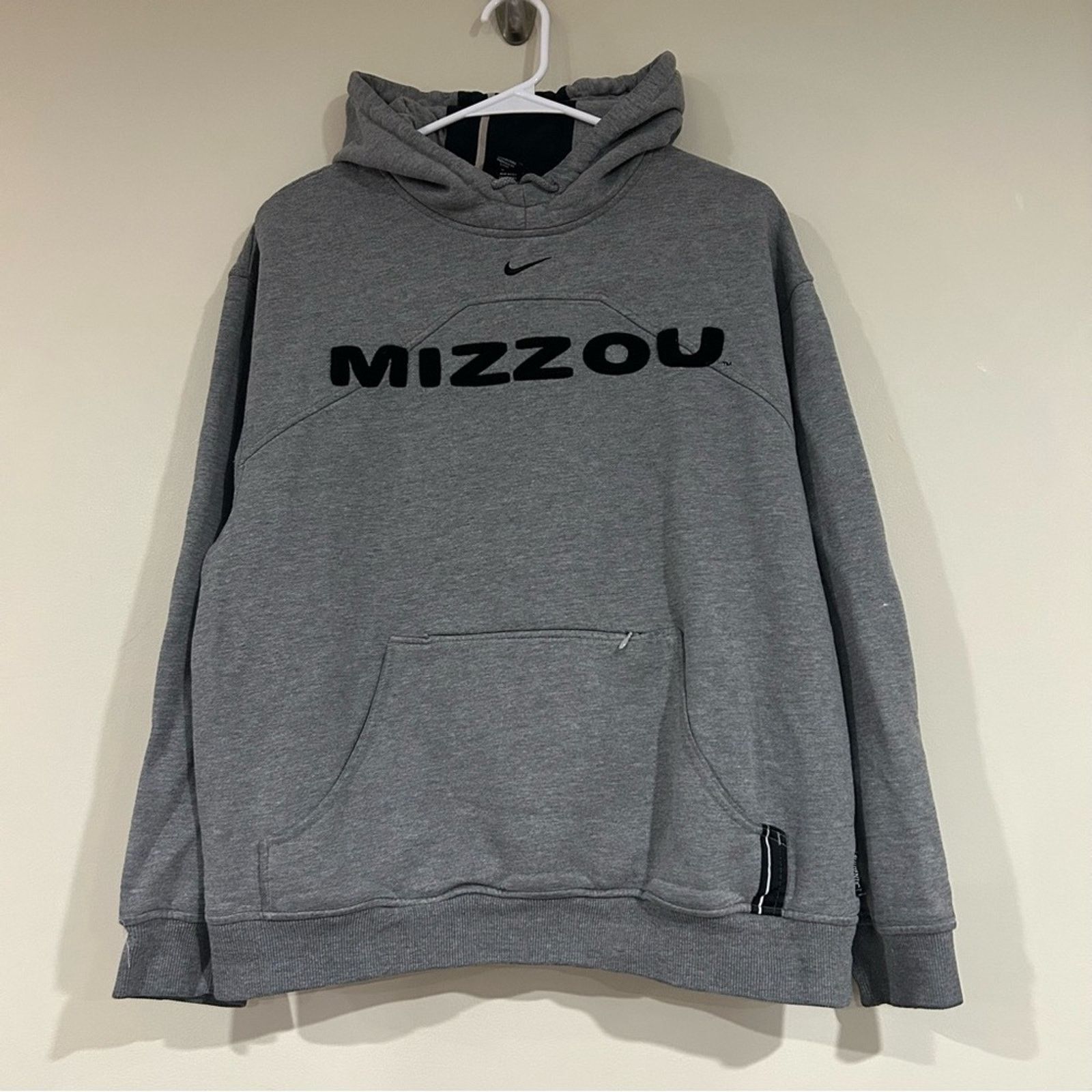 Nike Nike Mizzou Tigers Center Swoosh Hoodie Size US S / EU 44-46 / 1 - 1 Thumbnail