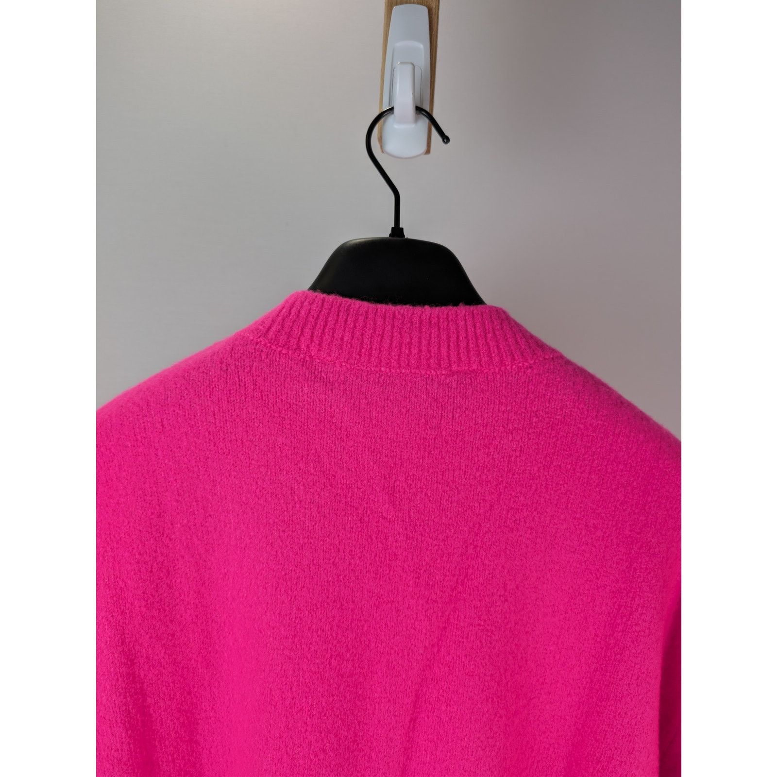 Palm Angels o1rshd1 Basic Logo Sweater in Fuchsia / Black Size US M / EU 48-50 / 2 - 16 Thumbnail