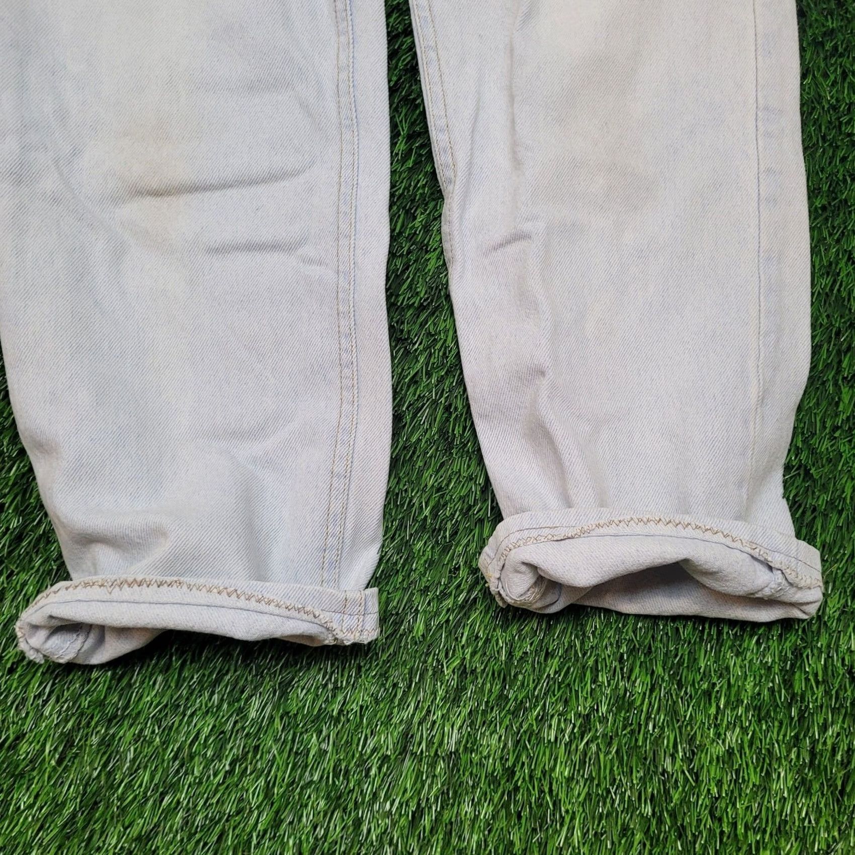 Lee VINTAGE 90s Lee Jeans Mens 34x28 Straight Leg Mid Rise Zipper Pockets Relaxed Fit jeans Size US 34 / EU 50 - 5 Thumbnail