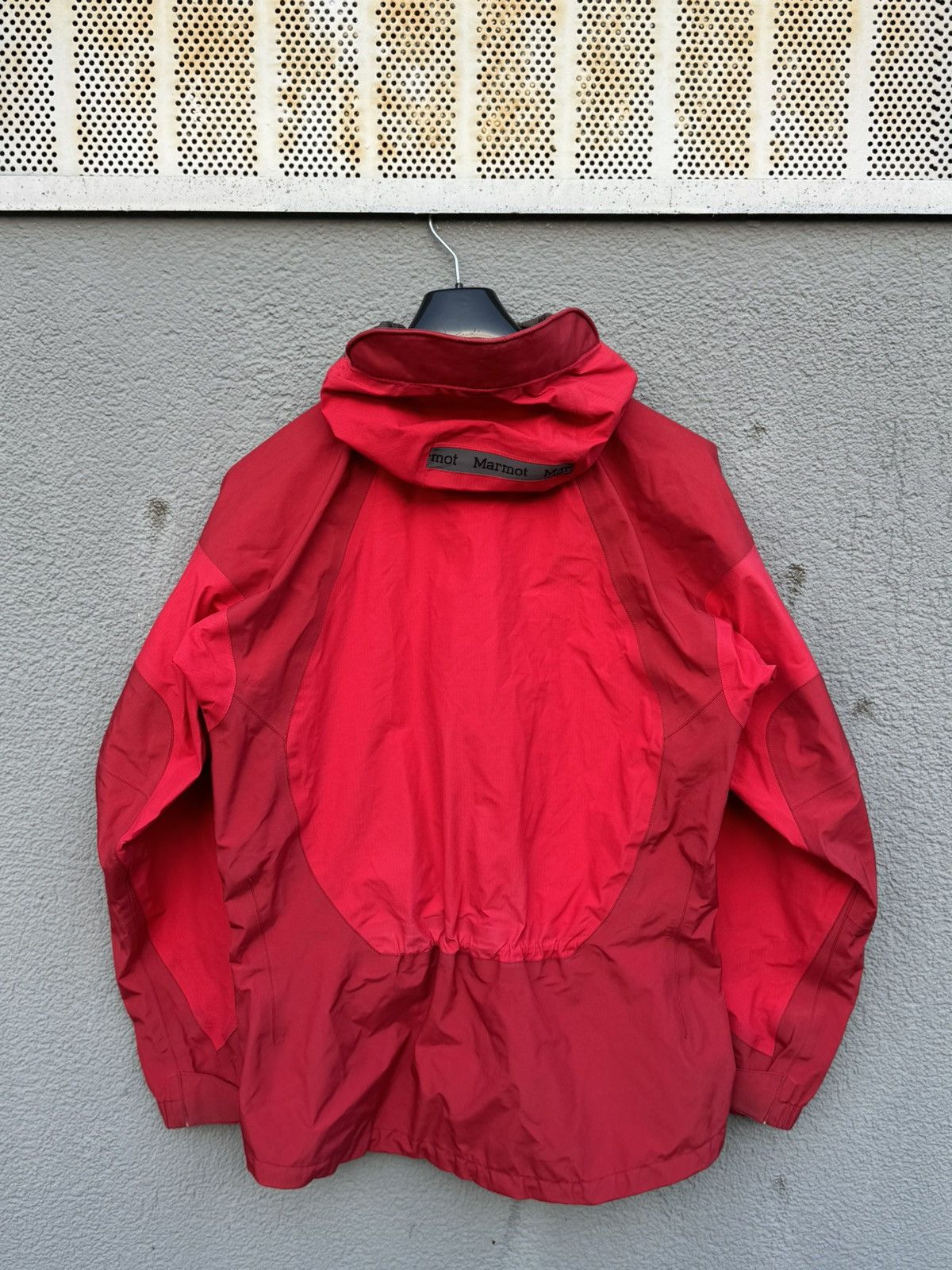 Marmot Marmot Gore Tex XCR Jacket Raincoat Red Gorpcore Size US S / EU 44-46 / 1 - 2 Thumbnail
